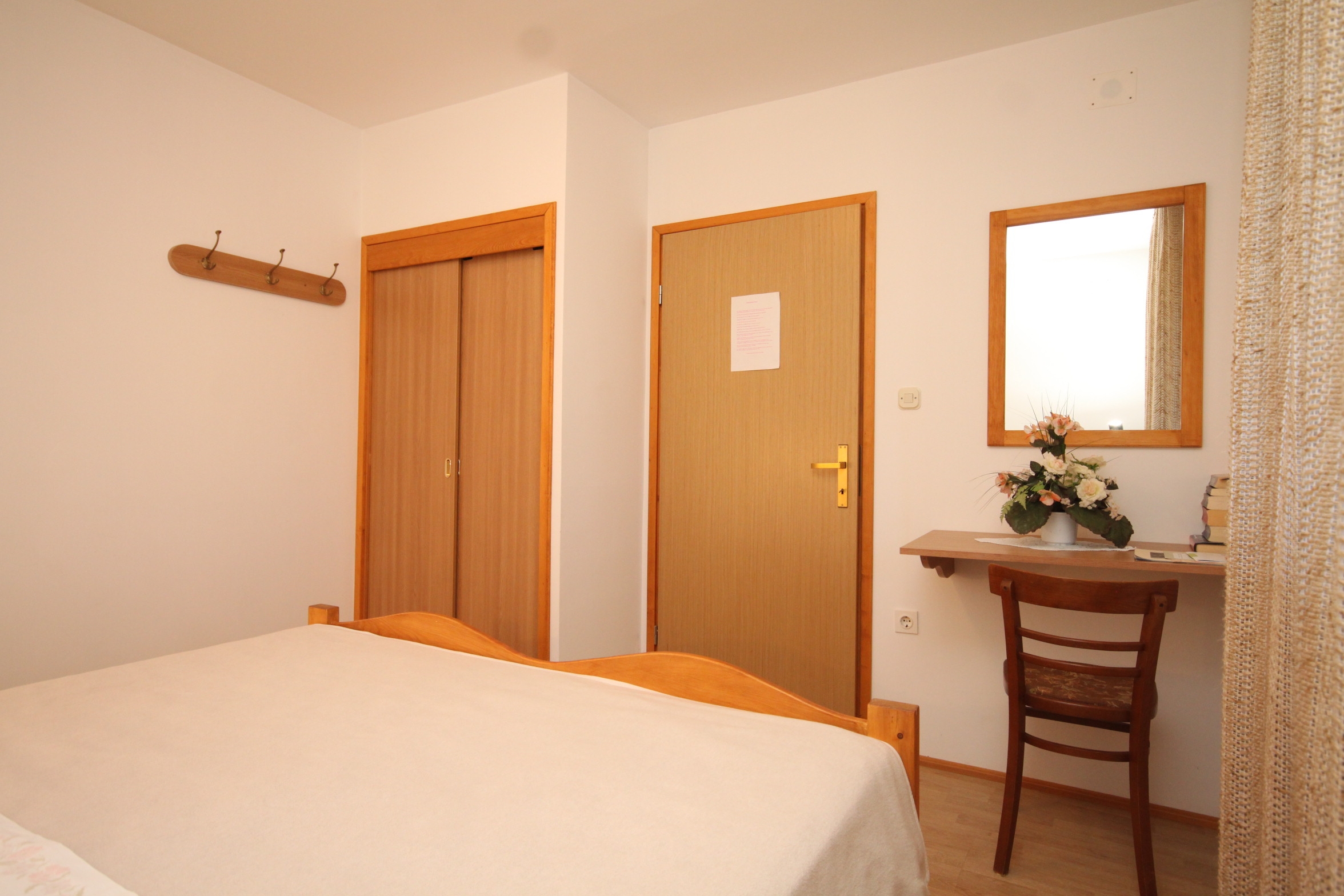 Two bedroom apartment with terrace Susak, Lošinj  A-d