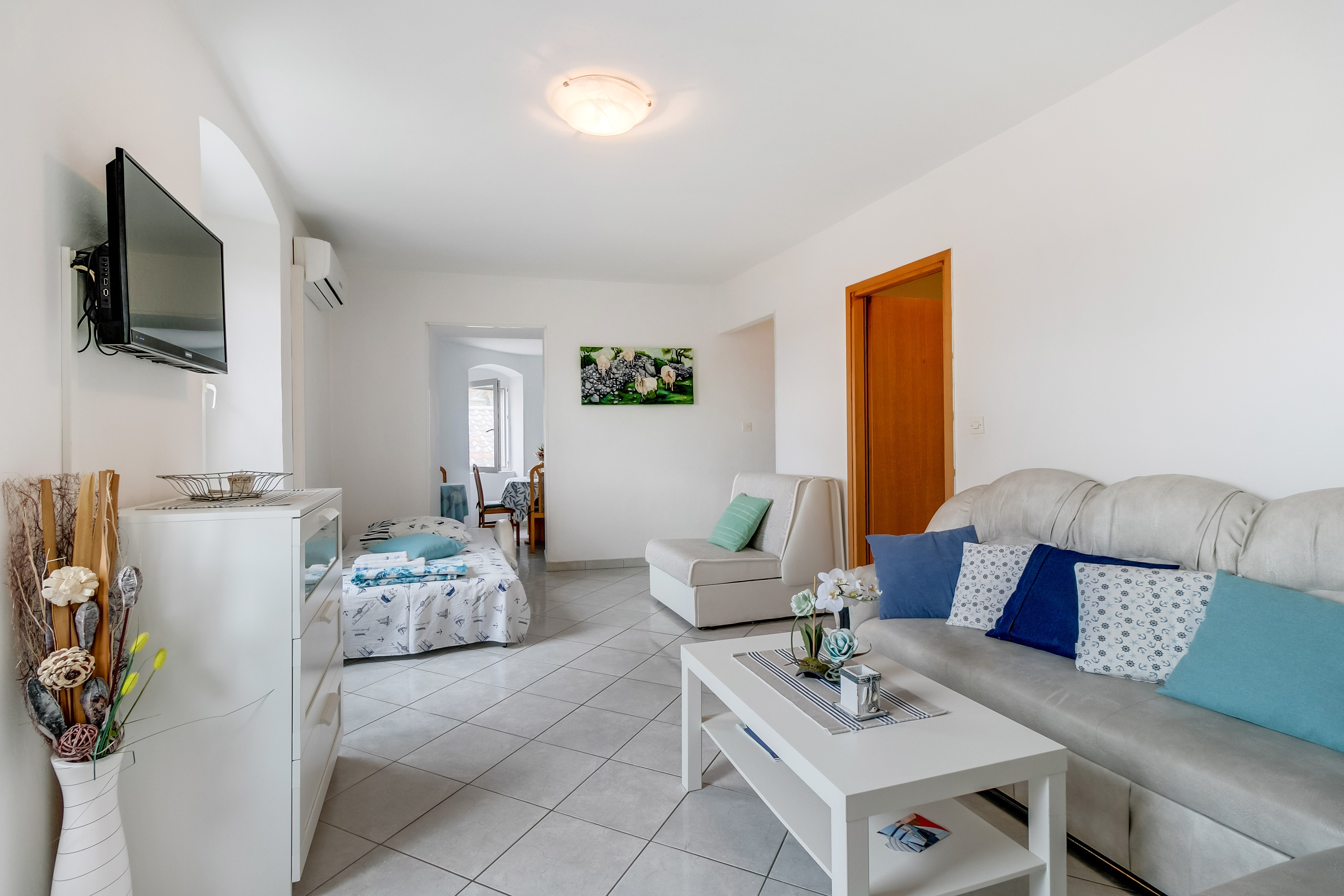 One bedroom apartment with air-conditioning Mali Lošinj, Lošinj (A-8053-a) One bedroom apartment with air-conditioning Mali Lošinj, Lošinj (A-8053-a)