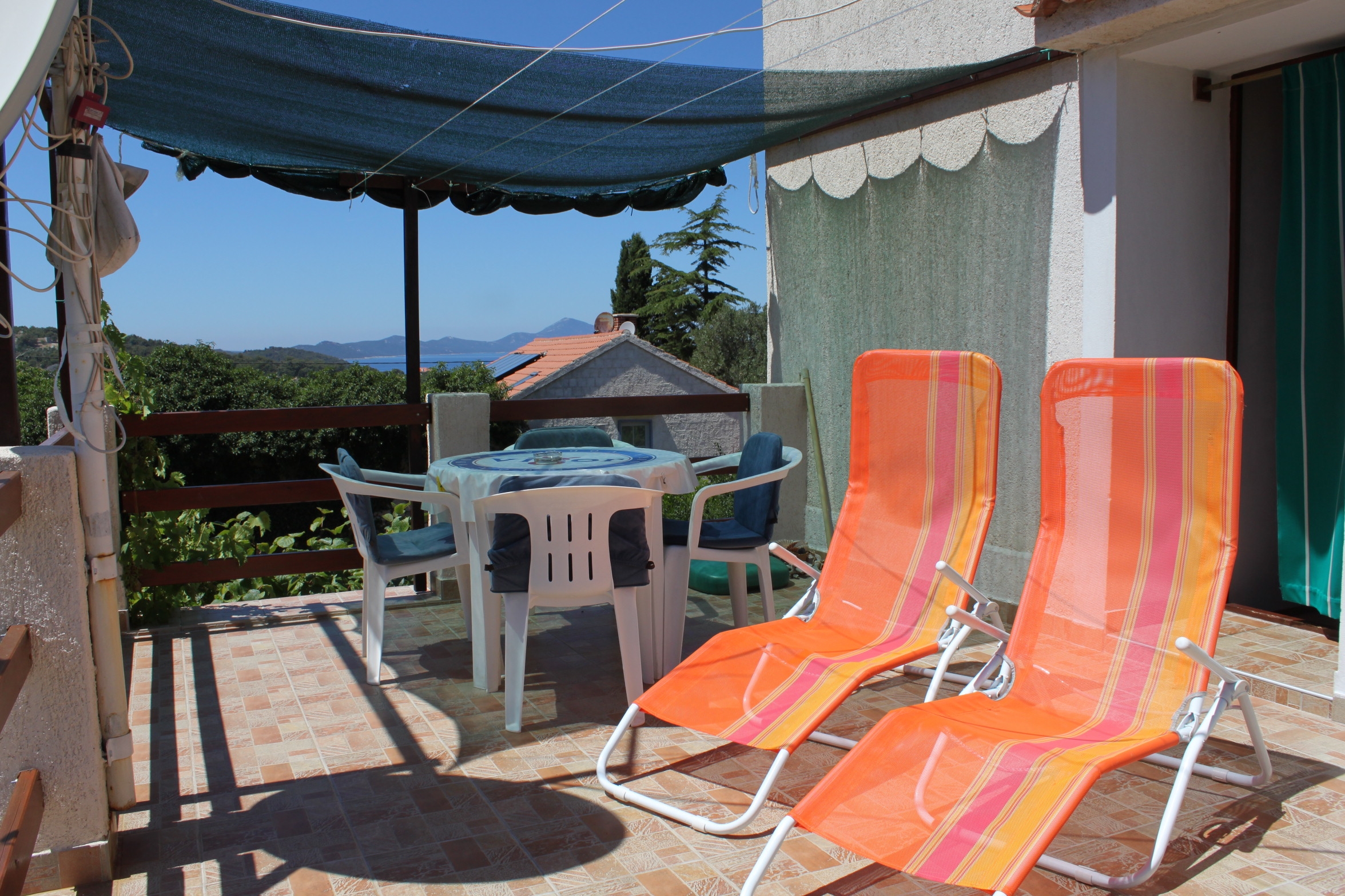 One bedroom apartment with terrace and sea view Veli Lošinj, Lošinj  A-a