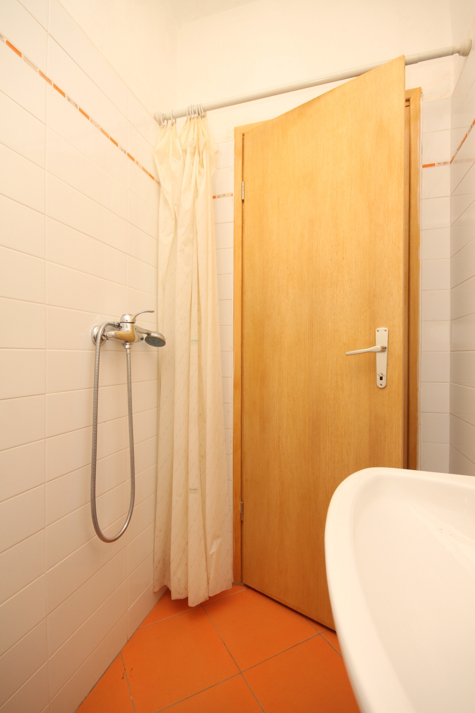 Three bedroom apartment near beach Cove Merašćica, Cres  A-a