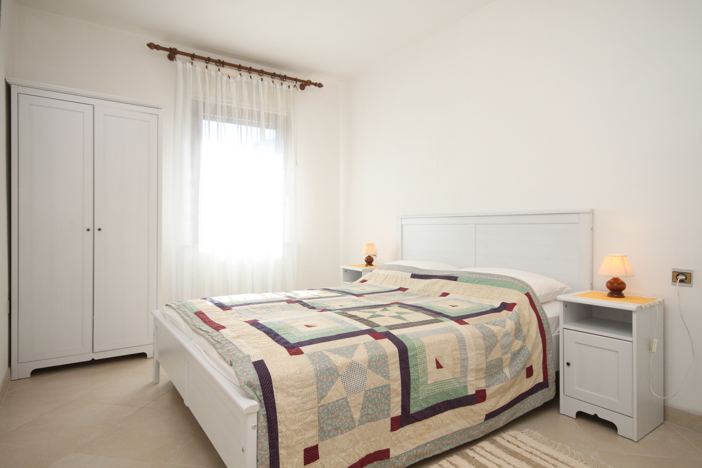 Three bedroom apartment near beach Cove Merašćica, Cres  A-a