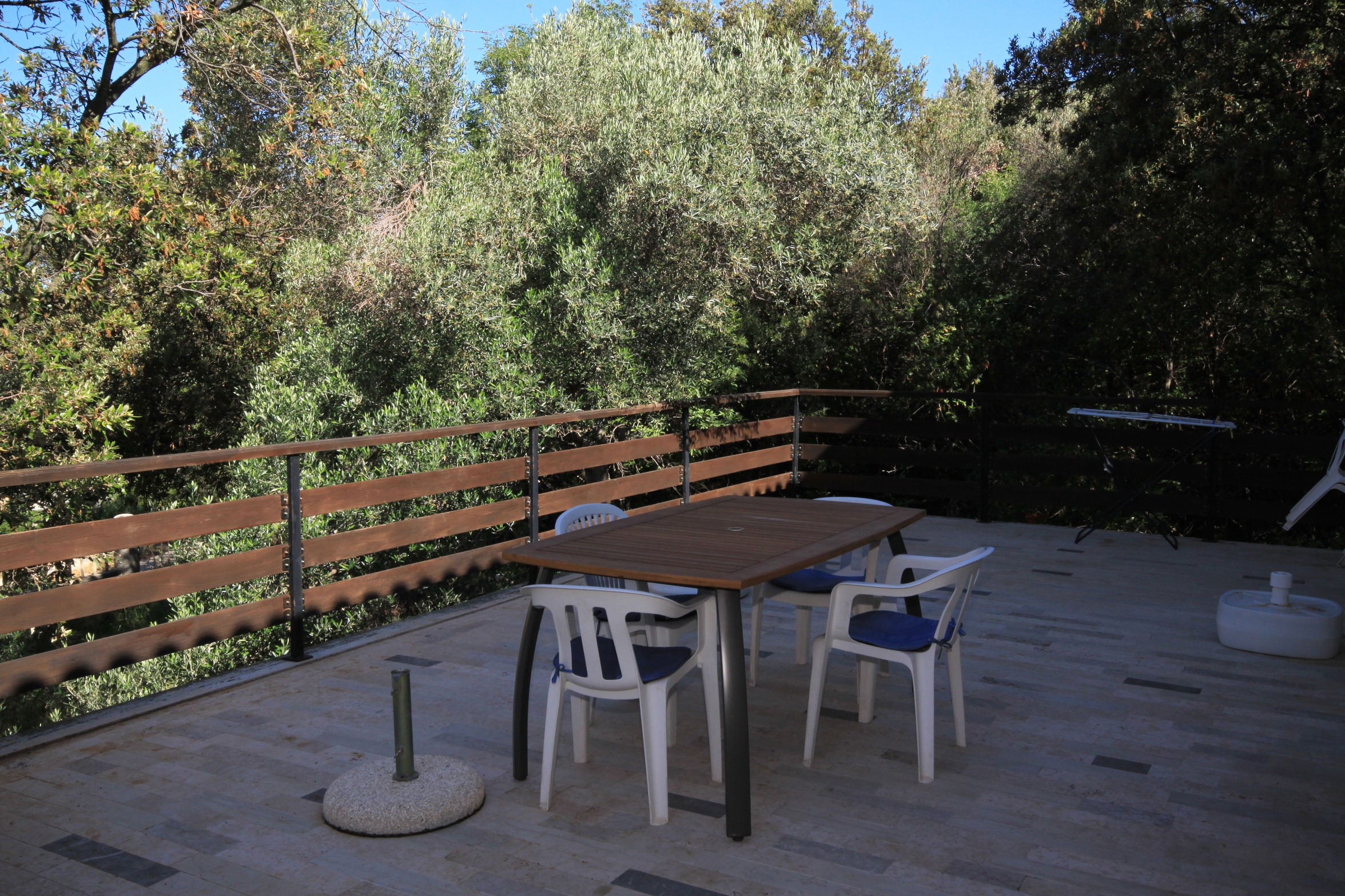 Three bedroom apartment near beach Cove Merašćica, Cres  A-a