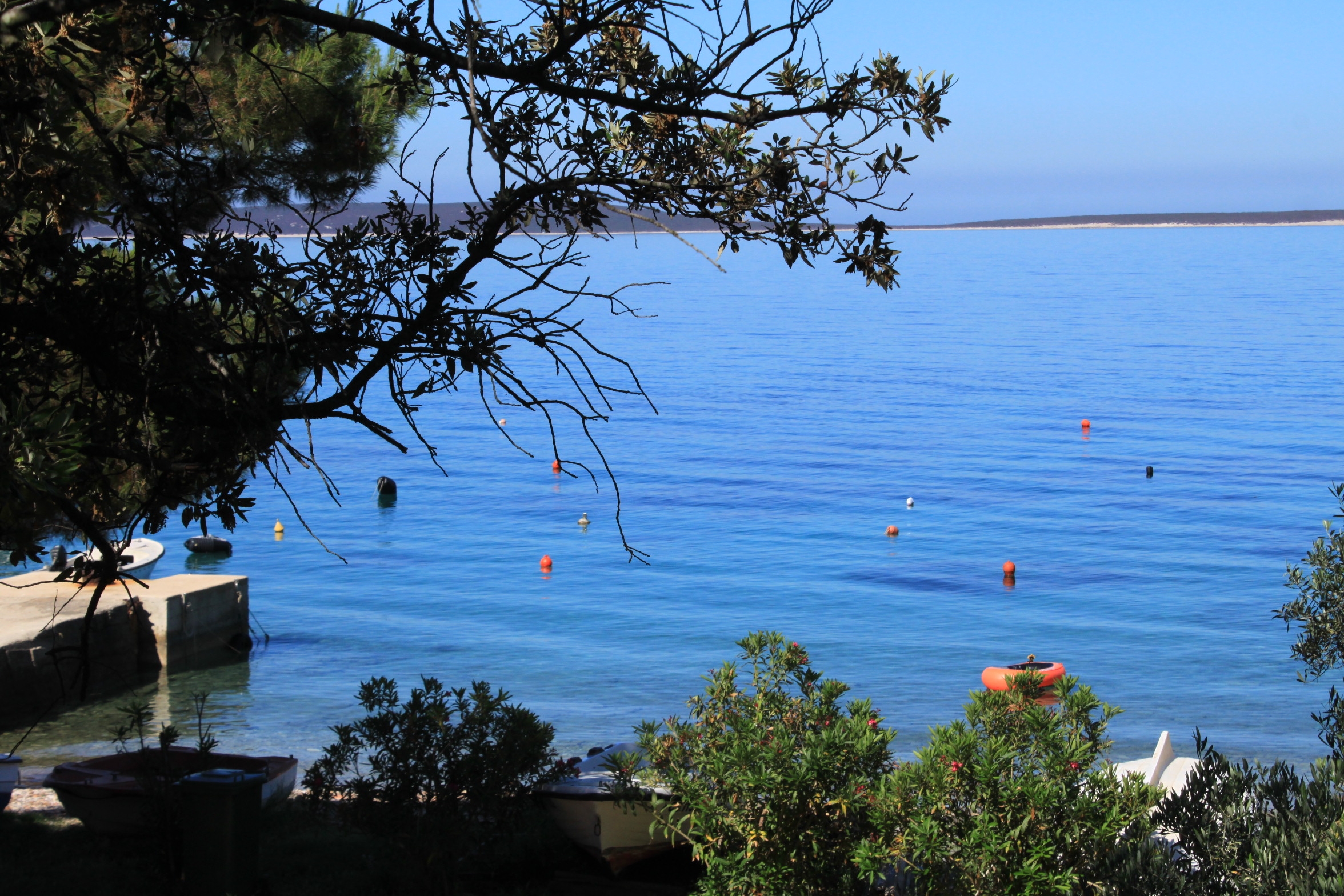 Three bedroom apartment near beach Cove Merašćica, Cres  A-a
