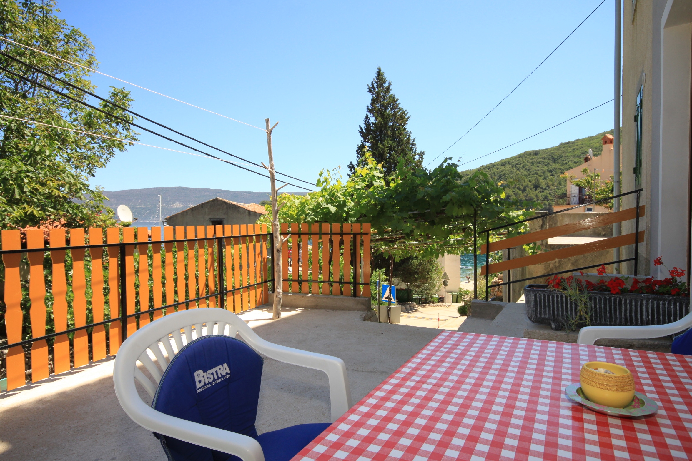 Studio flat with terrace and sea view Valun, Cres (AS-8081-a) Studio flat with terrace and sea view Valun, Cres (AS-8081-a)