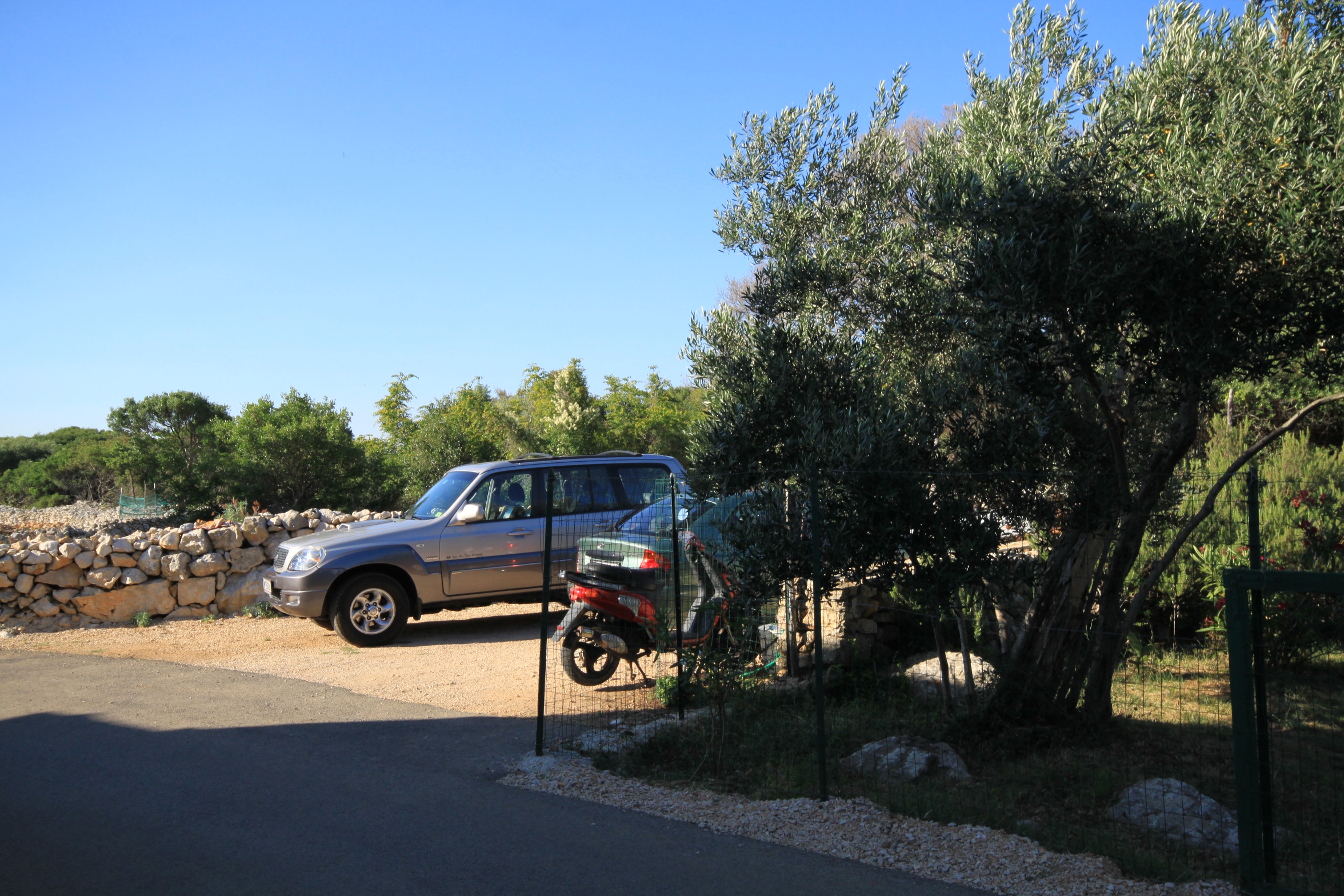 Two bedroom apartment with terrace Punta križa, Cres  A-a