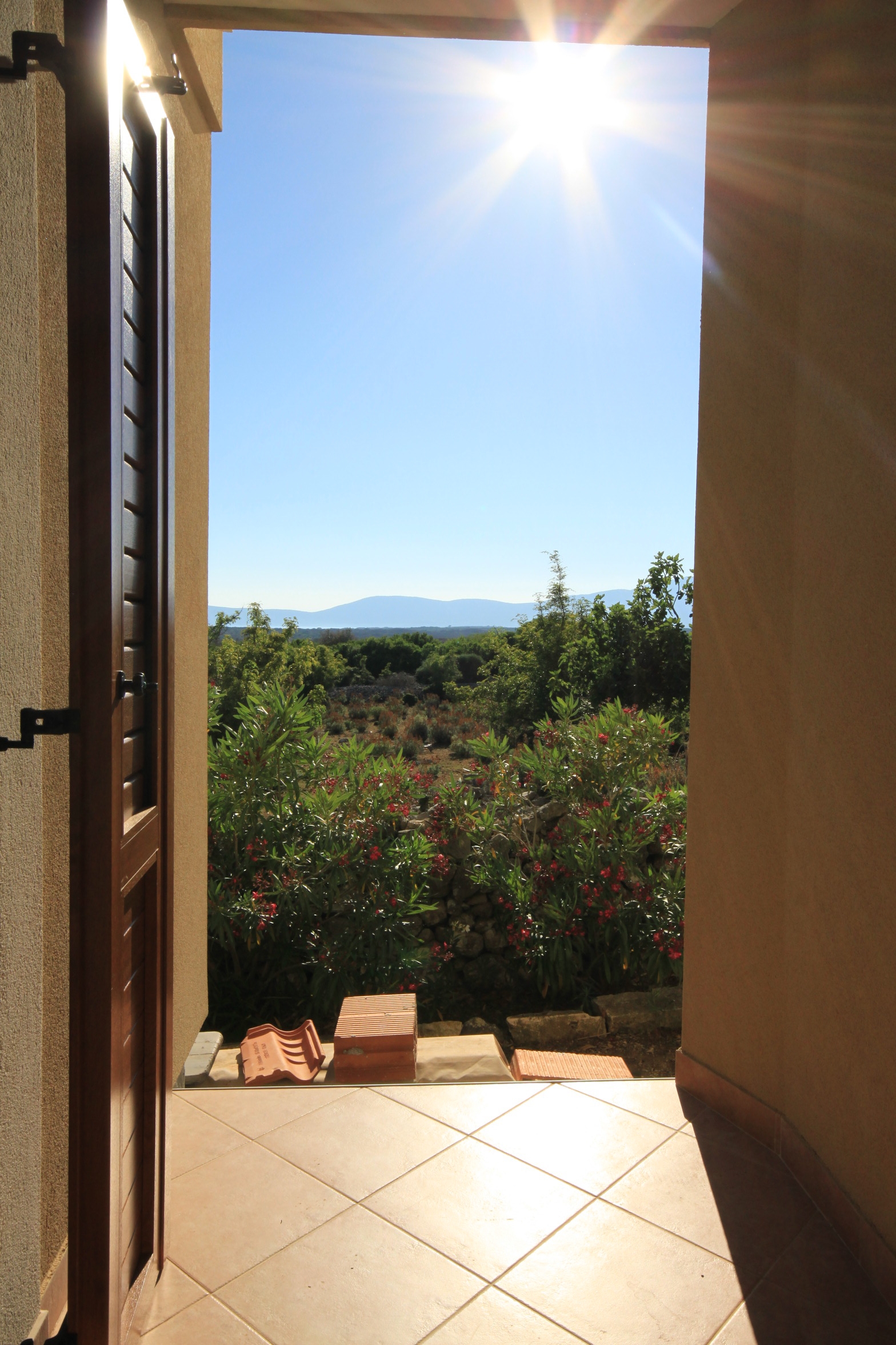 Two bedroom apartment with terrace Punta križa, Cres  A-a