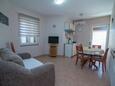 Sala da pranzo Punta križa, Sala da pranzo nell'alloggi del tipo apartment, animali domestici ammessi e WiFi.