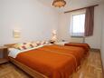 Ložnice 2 Mali Lošinj, Ložnice 2 v ubytování typu apartment, domácí mazlíčci povoleni a WiFi.