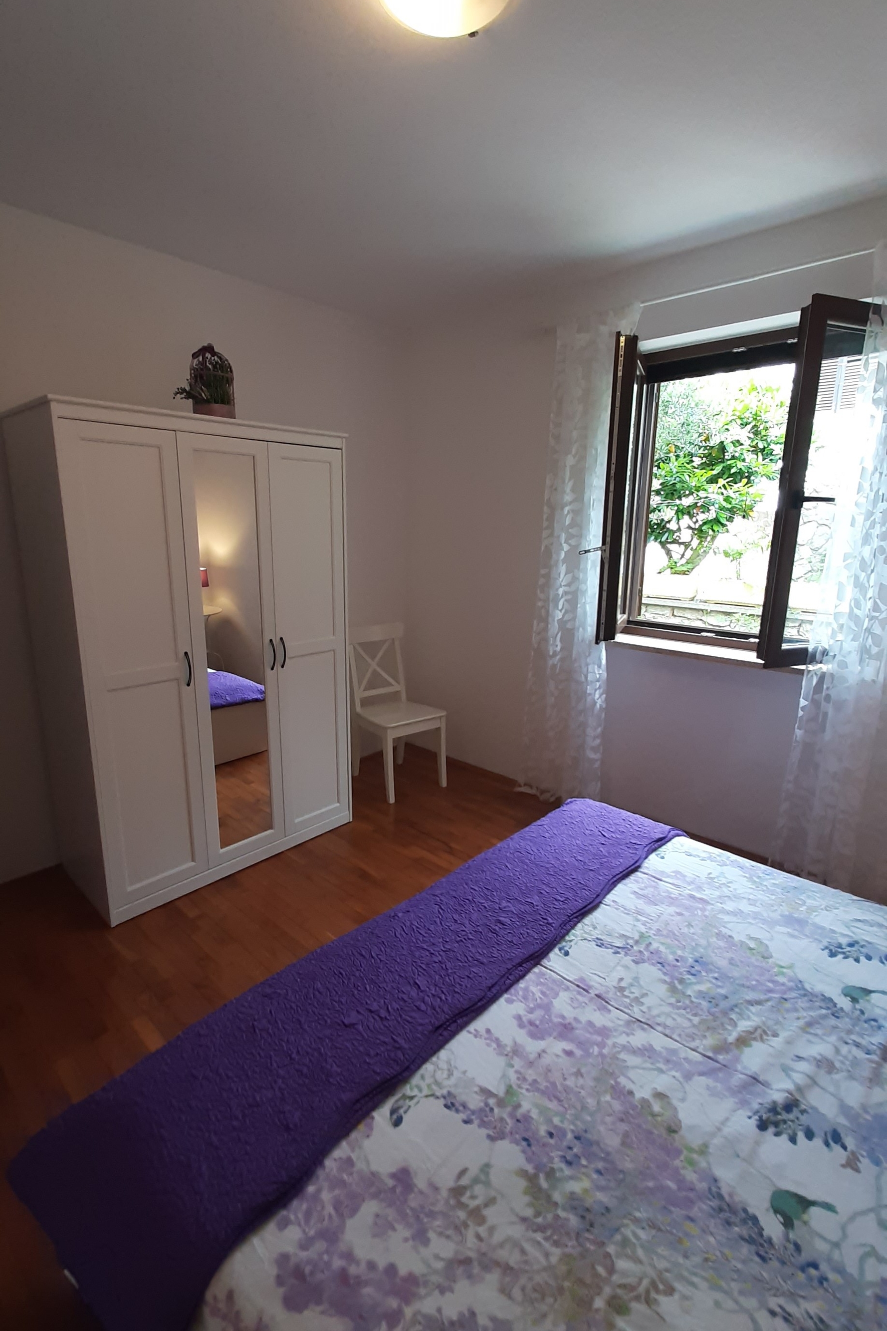 Two bedroom apartment with terrace and sea view Mali Lošinj, Lošinj  A-a