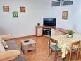Гостиная Cres, Гостиная в размещении типа apartment, доступный кондиционер, Домашние животные допускаются и WiFi.