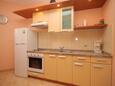 Božava, Kitchen in the apartment, (pet friendly) and WiFi.