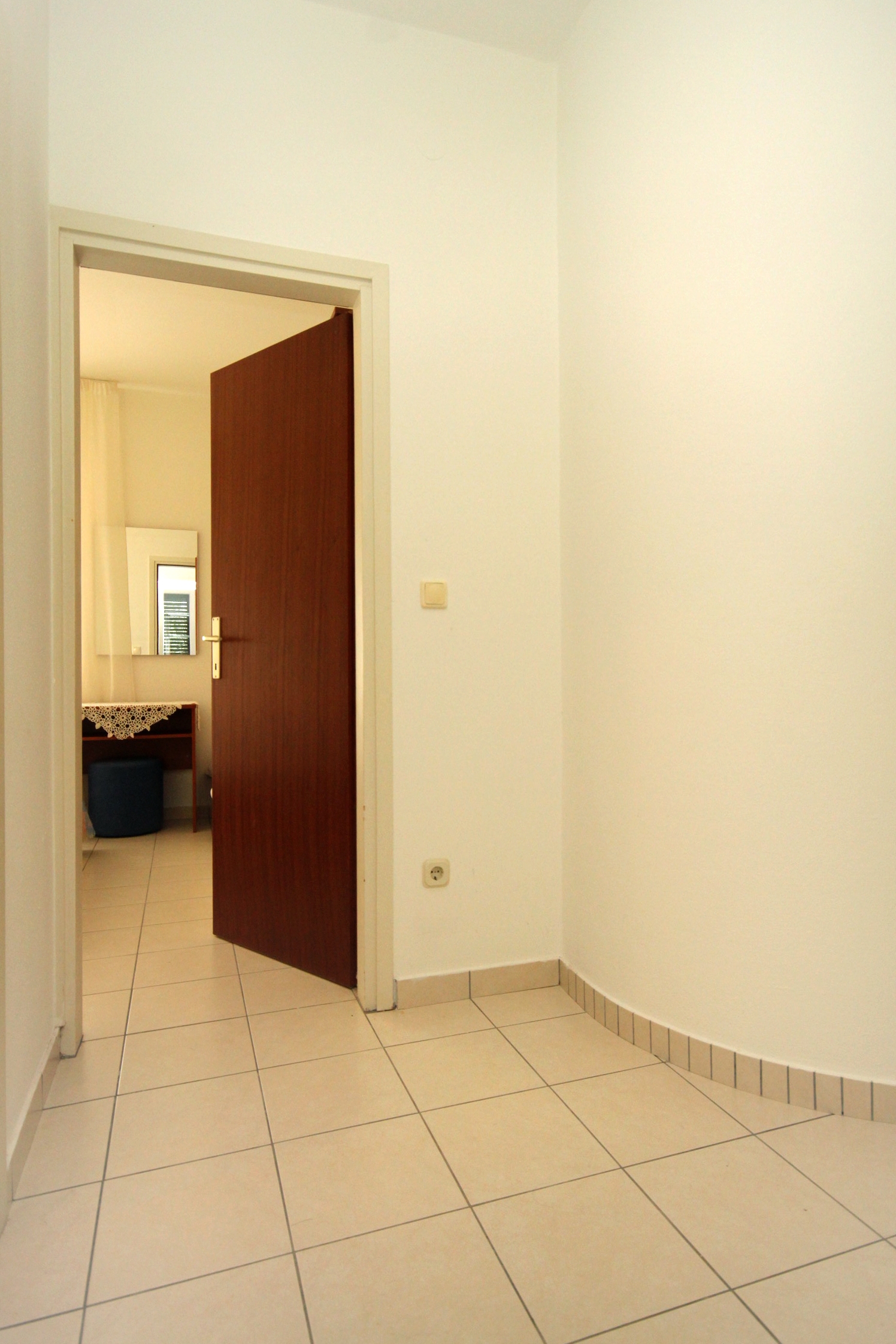 One bedroom apartment near beach Verunić, Dugi otok  A-b