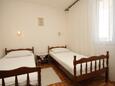 Ložnice 2 Verunić, Ložnice 2 v ubytování typu apartment, domácí mazlíčci povoleni a WiFi.
