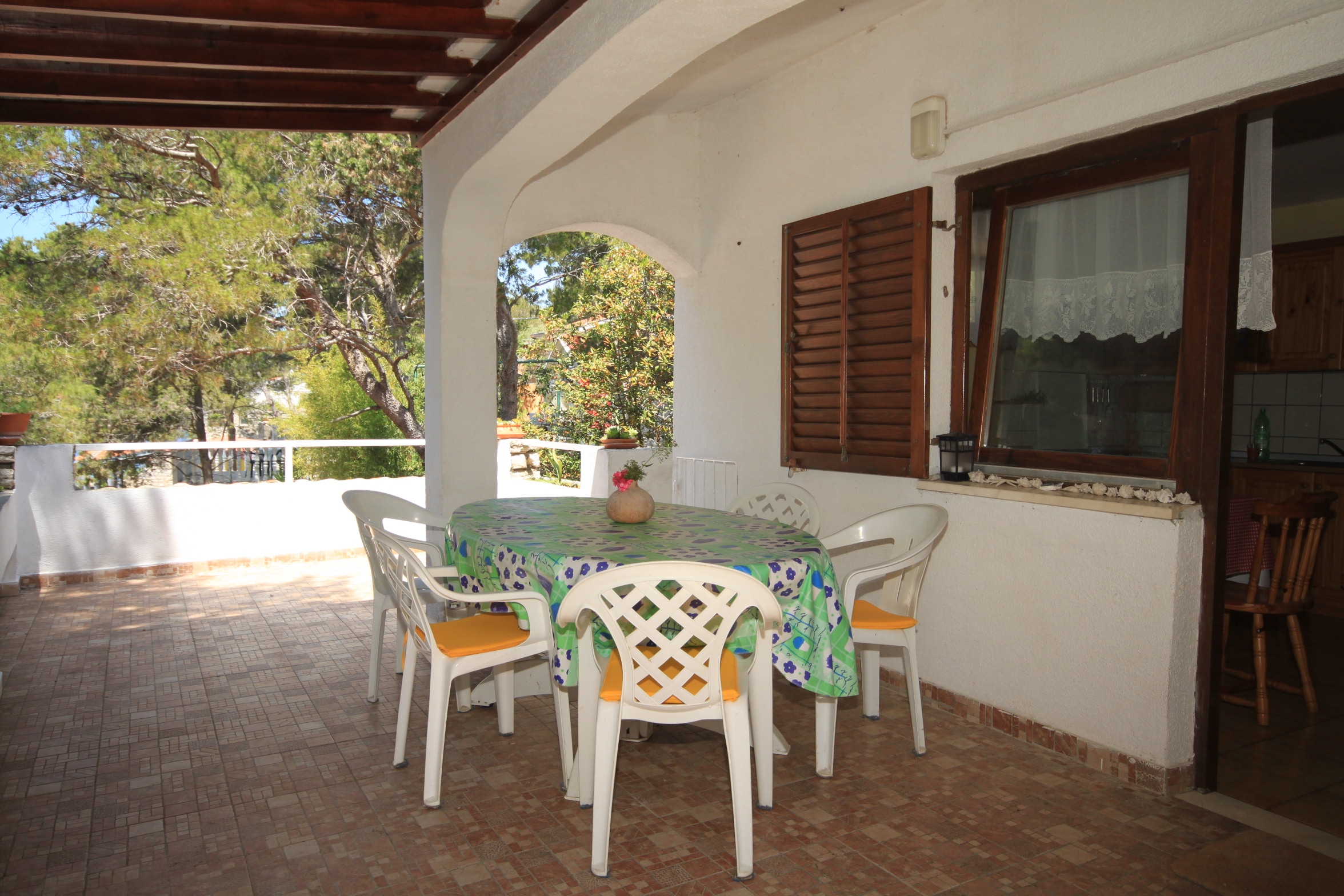 Two bedroom apartment near beach Lavdara, Dugi otok  A-a