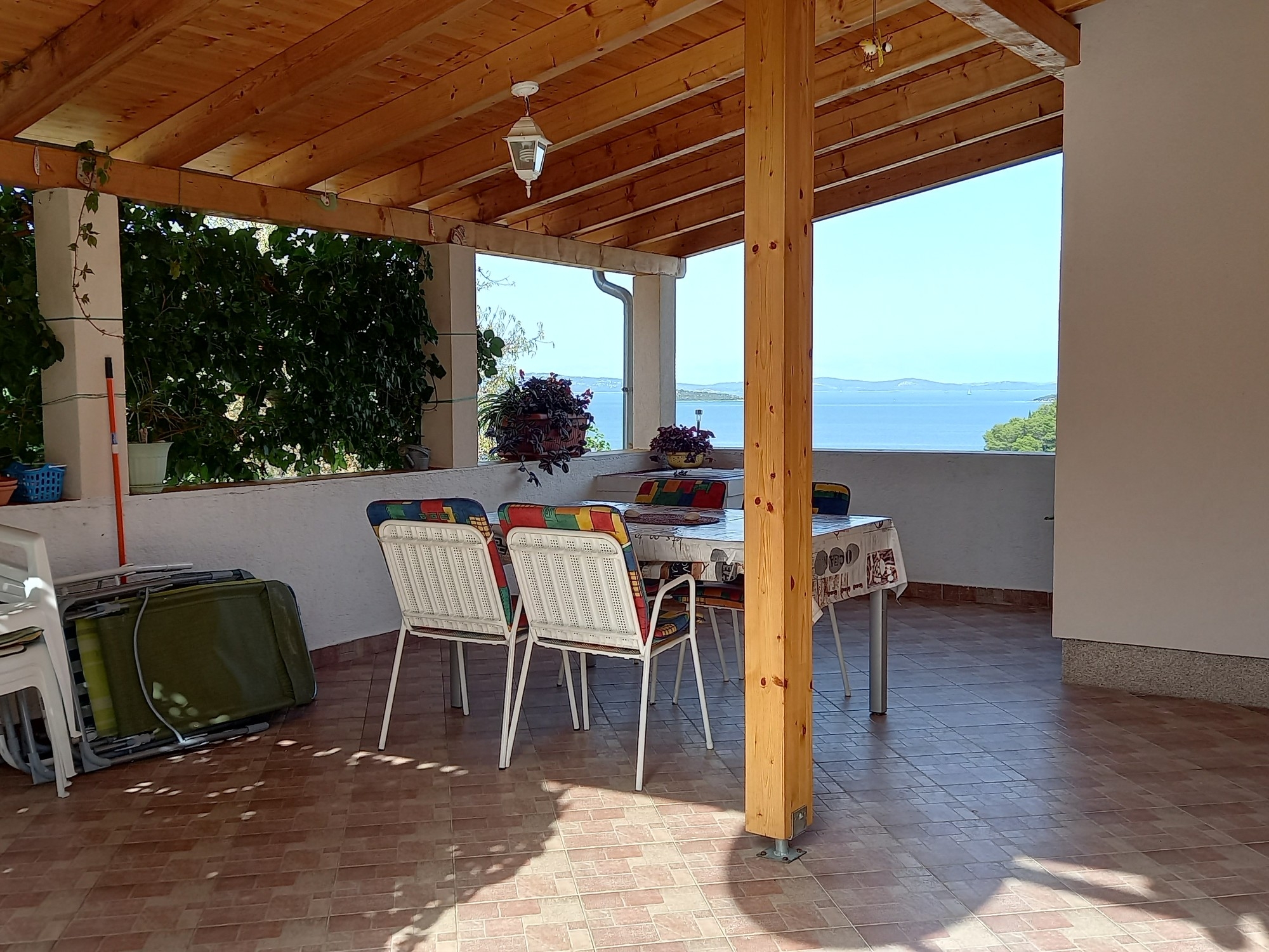 Two bedroom apartment with terrace and sea view Sali, Dugi otok  A-a