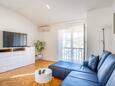Sali, Woonkamer in the apartment, air condition available en WiFi.
