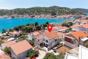 Tisno, Murter, Property 812 - Apartments near sea with pebble beach.
