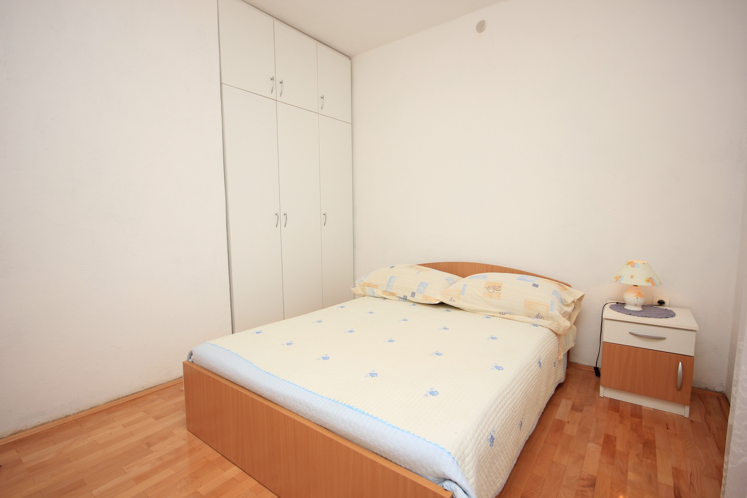 One bedroom apartment with terrace Sali, Dugi otok  A-b