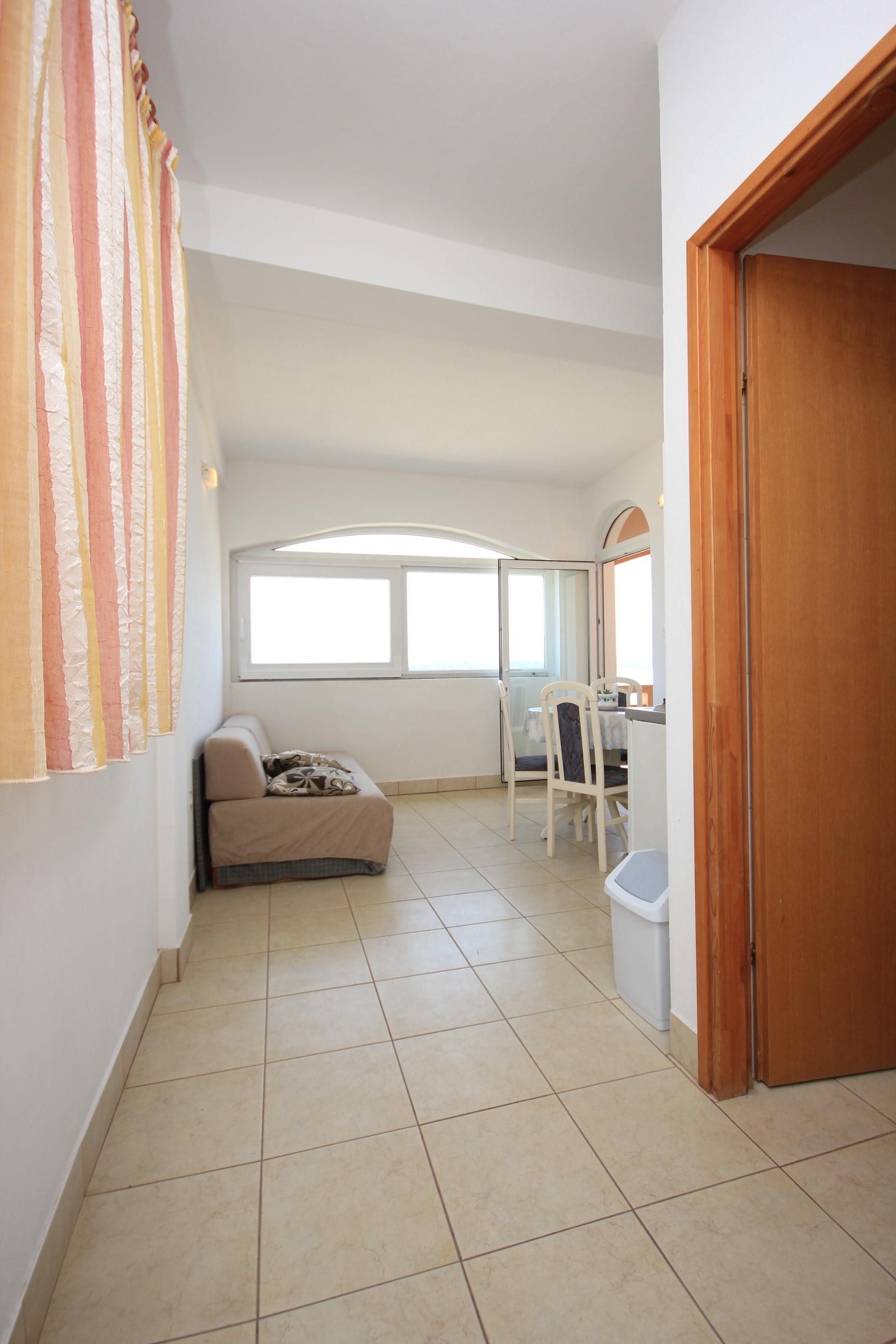 One bedroom apartment with terrace Sali, Dugi otok  A-b