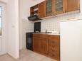 Božava, Kitchen in the apartment, air condition available, (pet friendly) and WiFi.