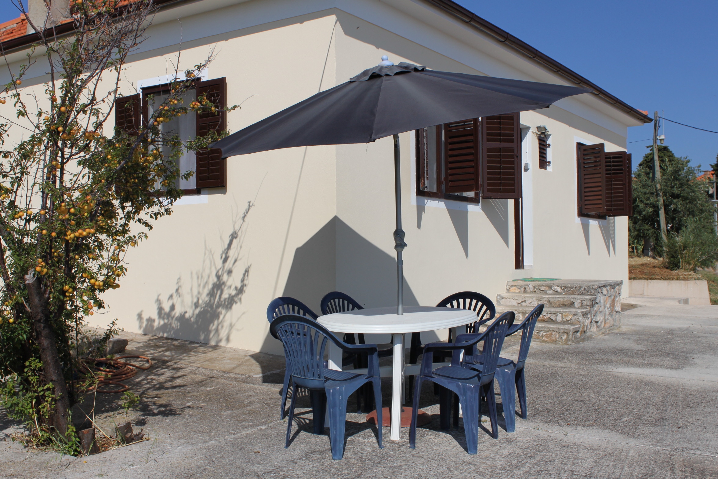 Two bedroom apartment with terrace and sea view Savar, Dugi otok  A-a