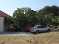 Parkiralište Savar, Dugi otok, Parkiralište 8127 - Apartmani sa šljunčanom plažom.