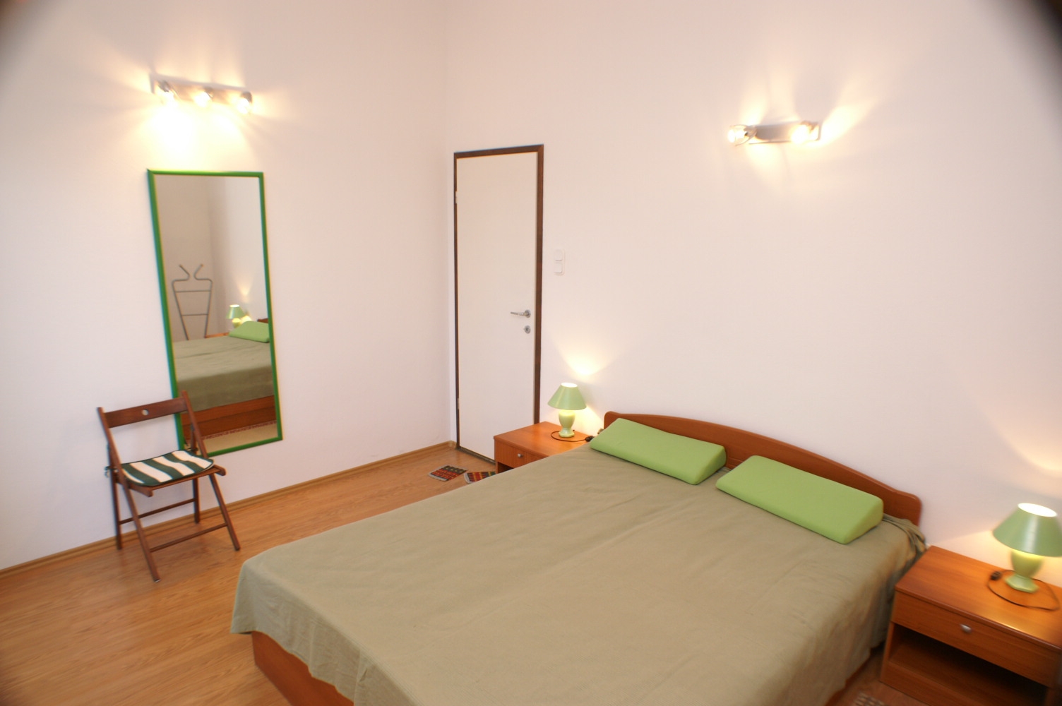 One bedroom apartment with terrace and sea view Tisno, Murter  A-c