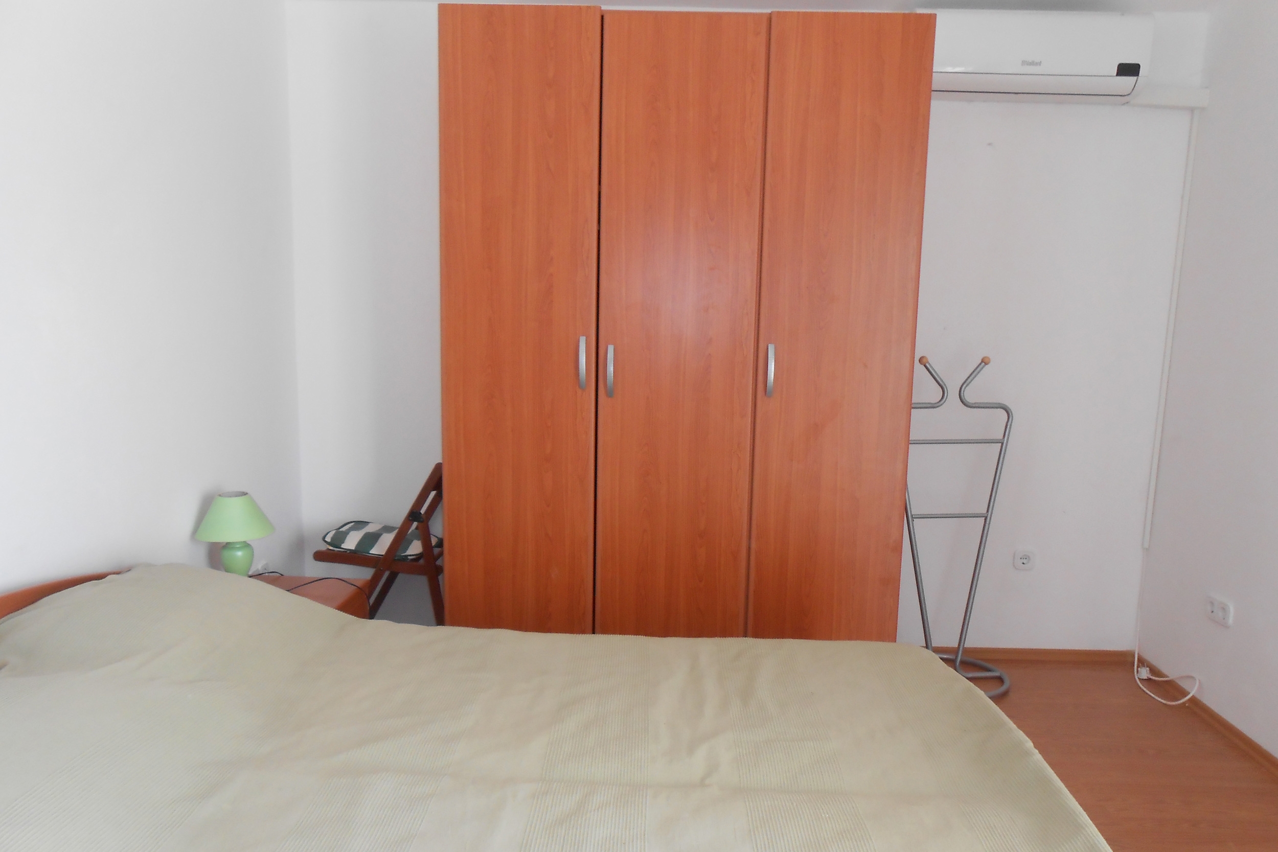 One bedroom apartment with terrace and sea view Tisno, Murter  A-c