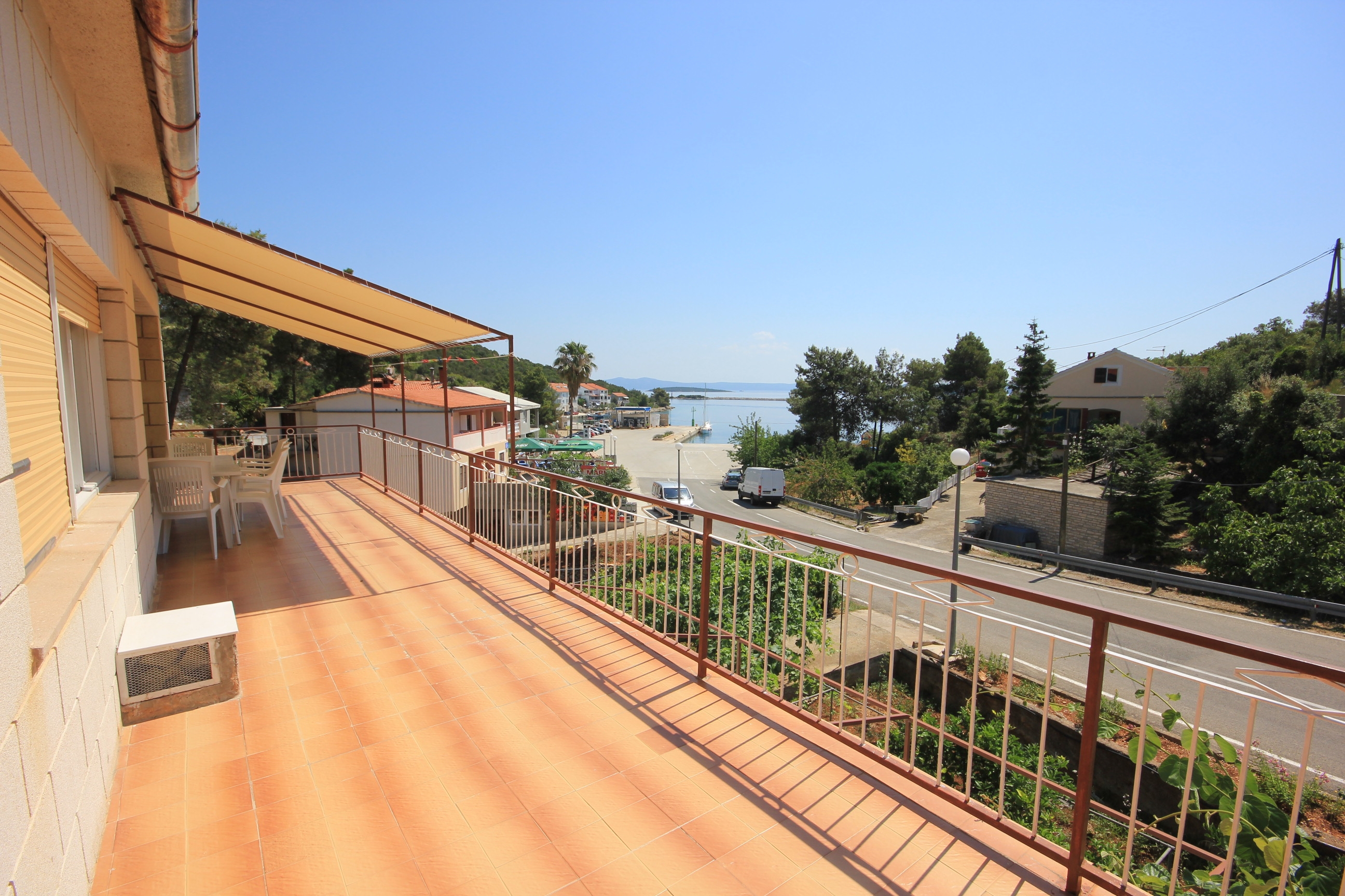 Four bedroom apartment with terrace and sea view Zaglav, Dugi otok  A-a