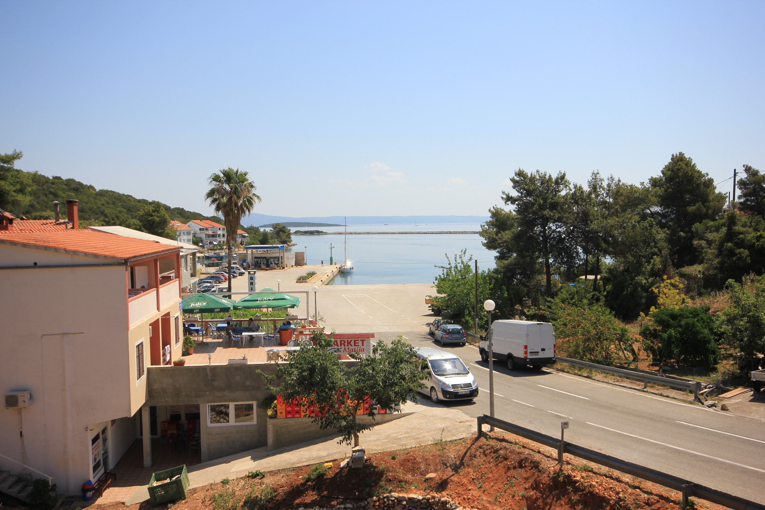 Four bedroom apartment with terrace and sea view Zaglav, Dugi otok  A-a