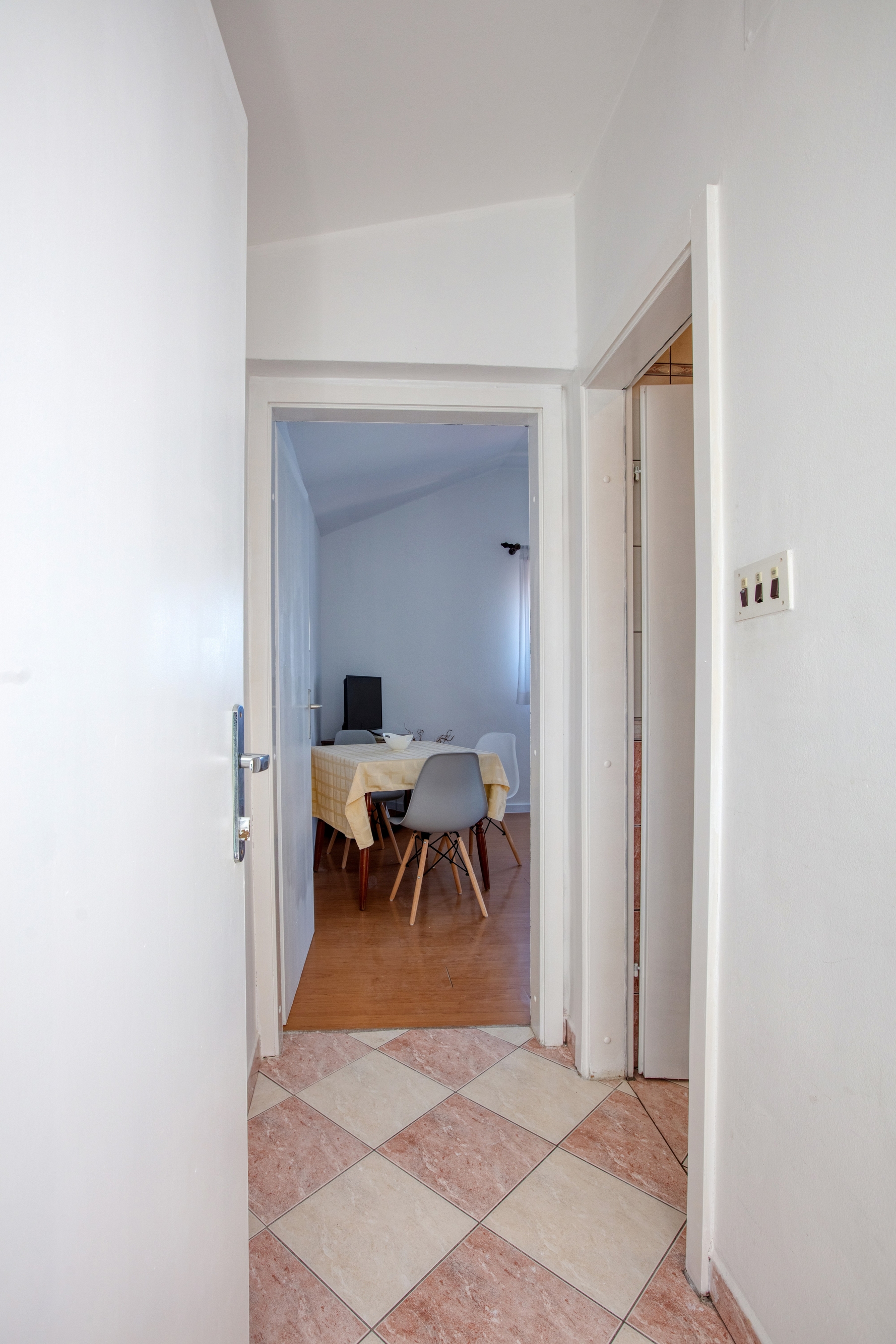 One bedroom apartment with balcony and sea view Tisno, Murter  A-b