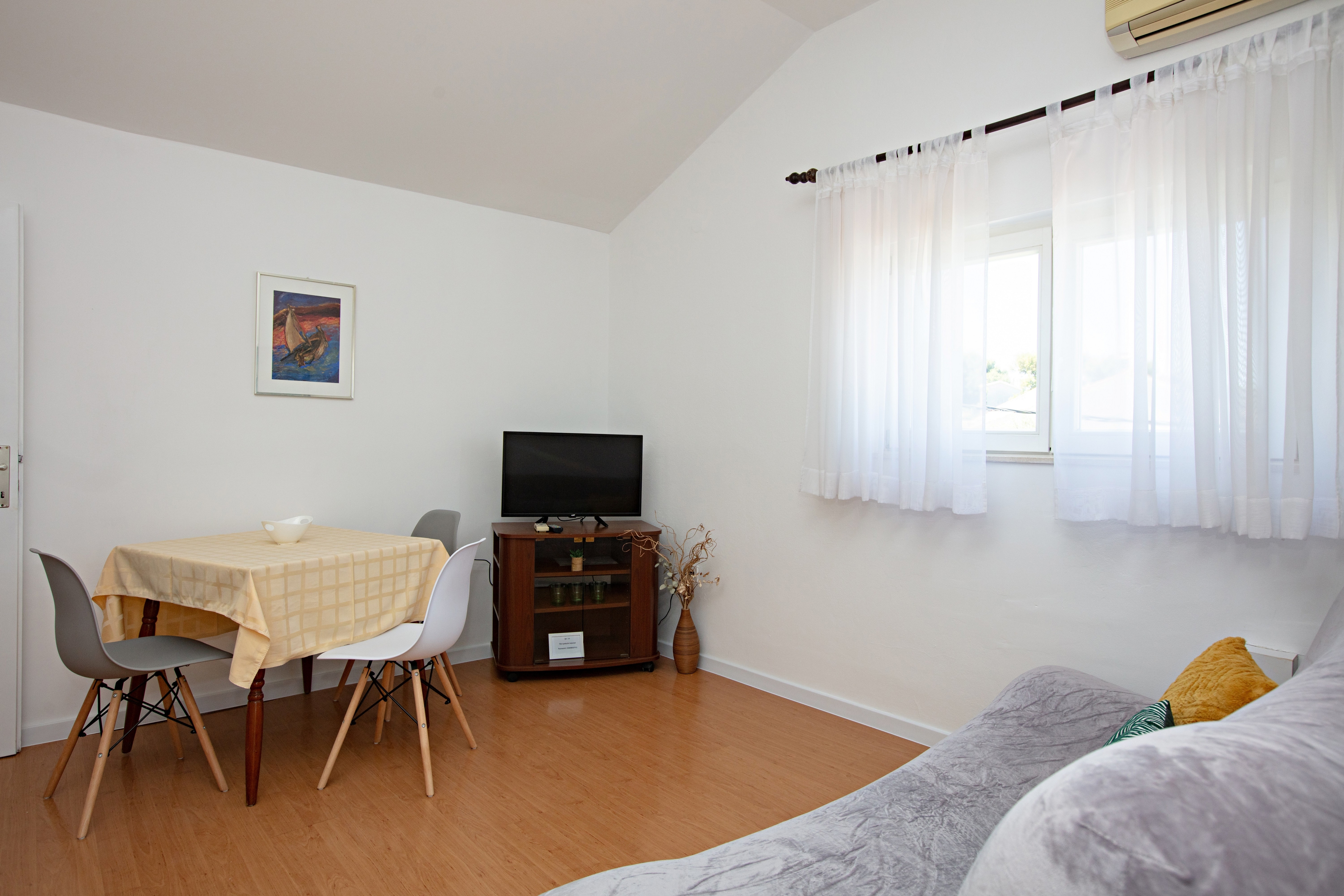 One bedroom apartment with balcony and sea view Tisno, Murter (A-815-b)