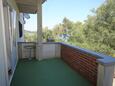 Luka, Terrasse 2 dans l’hébergement en type apartment, avec la vue sur la mer, animaux acceptés et WiFi.