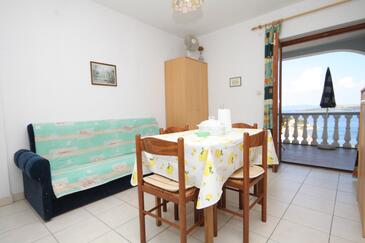 Sali, Comedor in the apartment, air condition available, (pet friendly) y WiFi.