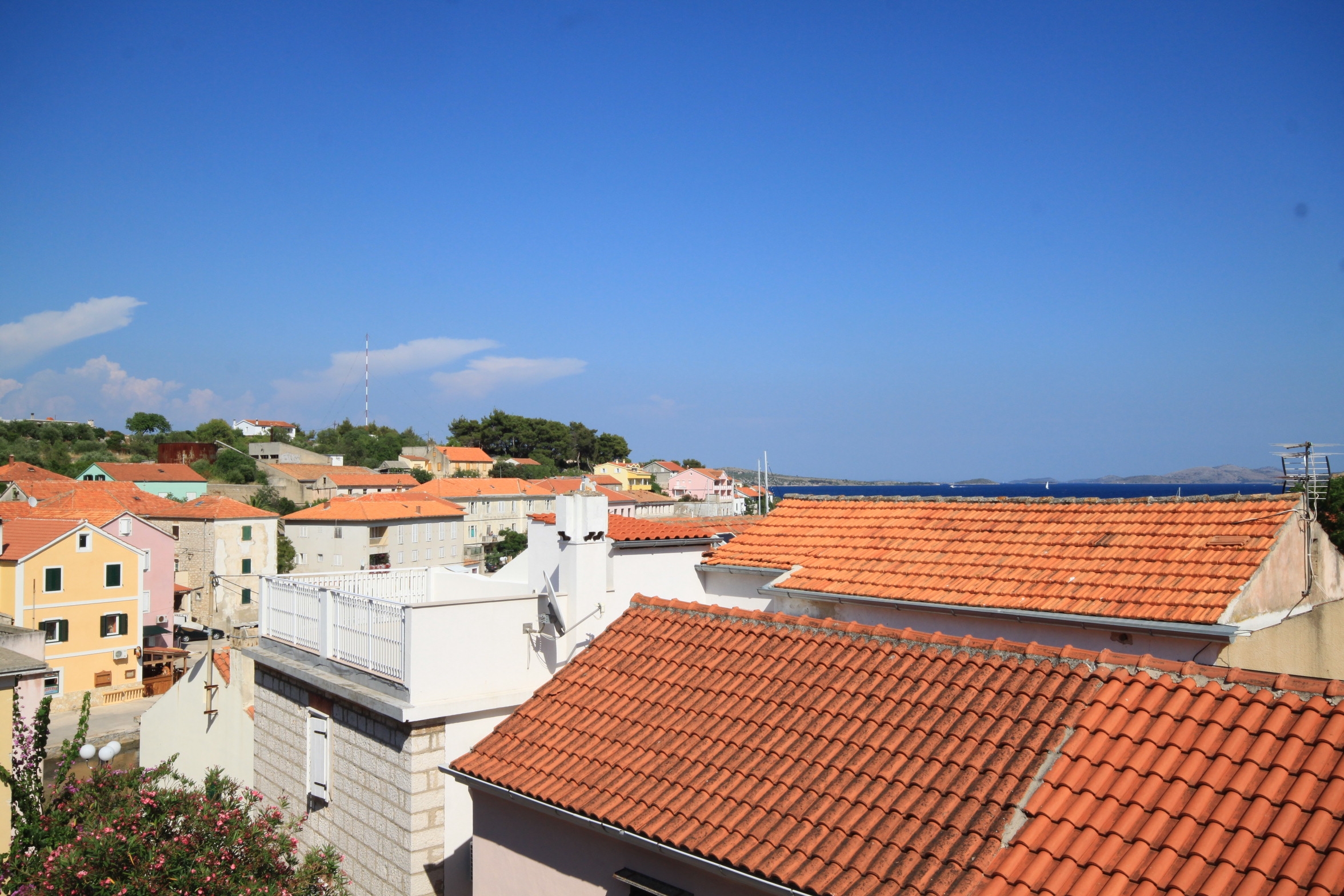 Two bedroom apartment with terrace and sea view Sali, Dugi otok  A-a