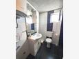 Salle de bain Sali, Salle de bain dans l’hébergement en type apartment, animaux acceptés et WiFi.