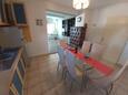 Dining room Sali, Dining room in the apartment, (pet friendly) and WiFi.