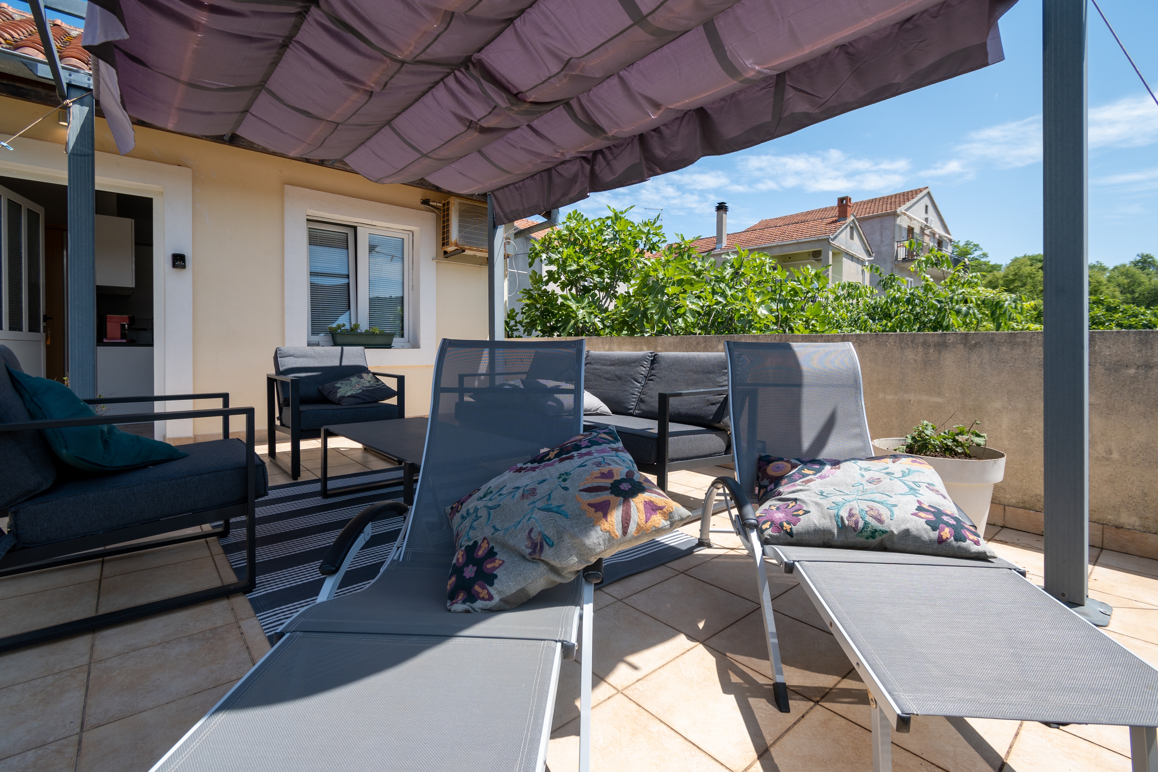 One bedroom apartment with terrace Sali, Dugi otok  A-a