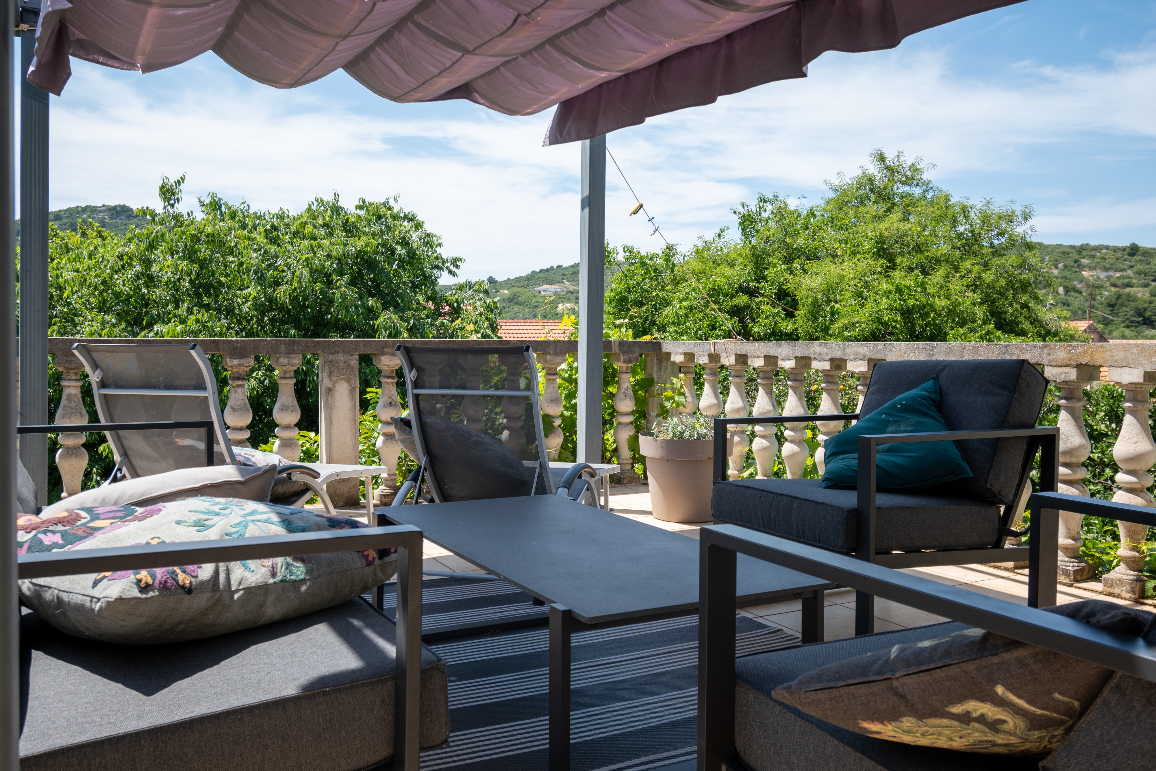One bedroom apartment with terrace Sali, Dugi otok  A-a