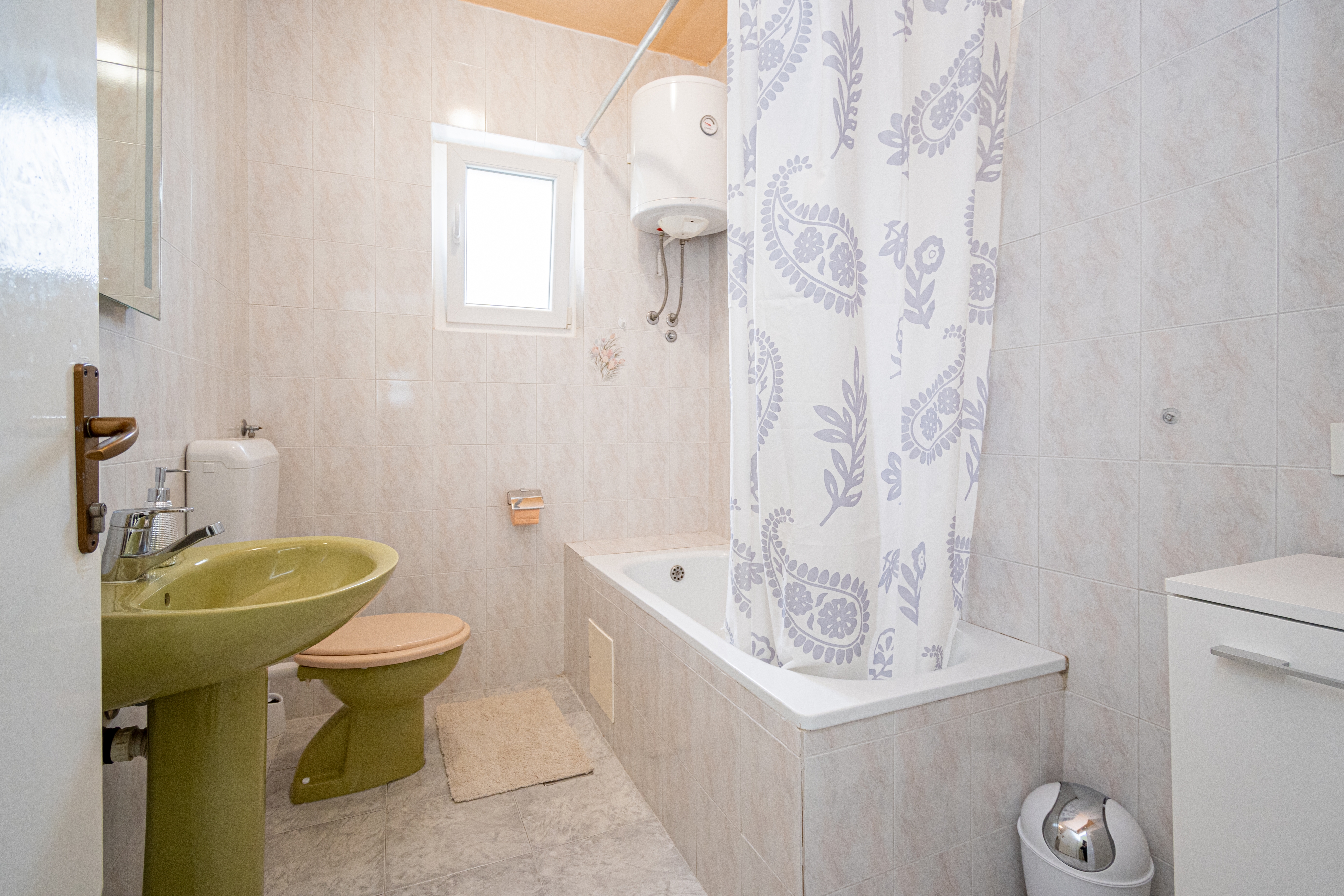 Two bedroom apartment with terrace and sea view Kraj, Pašman  A-a