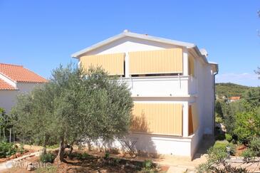 Property Kukljica, Ugljan, Property 8196 - Apartments in Croatia.