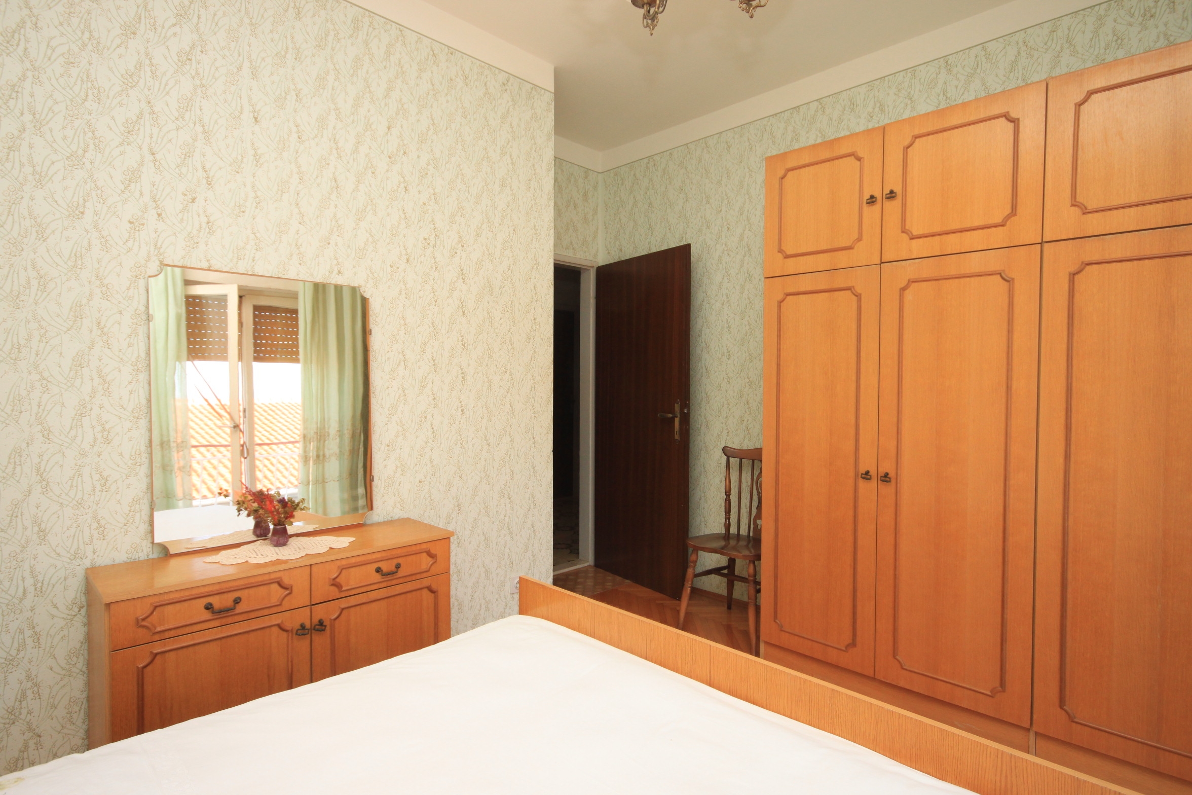Four bedroom apartment with terrace and sea view Kali, Ugljan  A-a