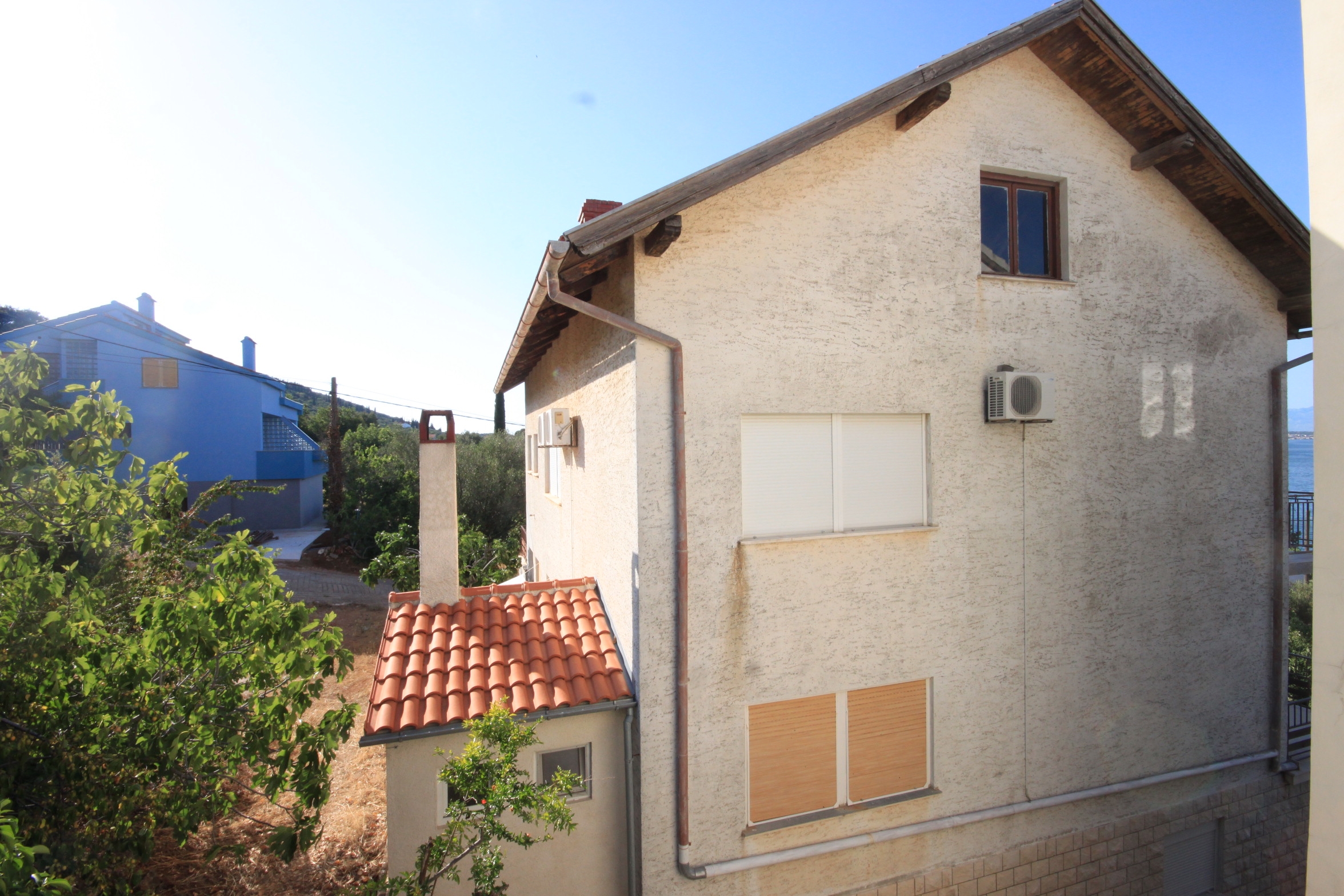 Four bedroom apartment with terrace and sea view Kali, Ugljan  A-a