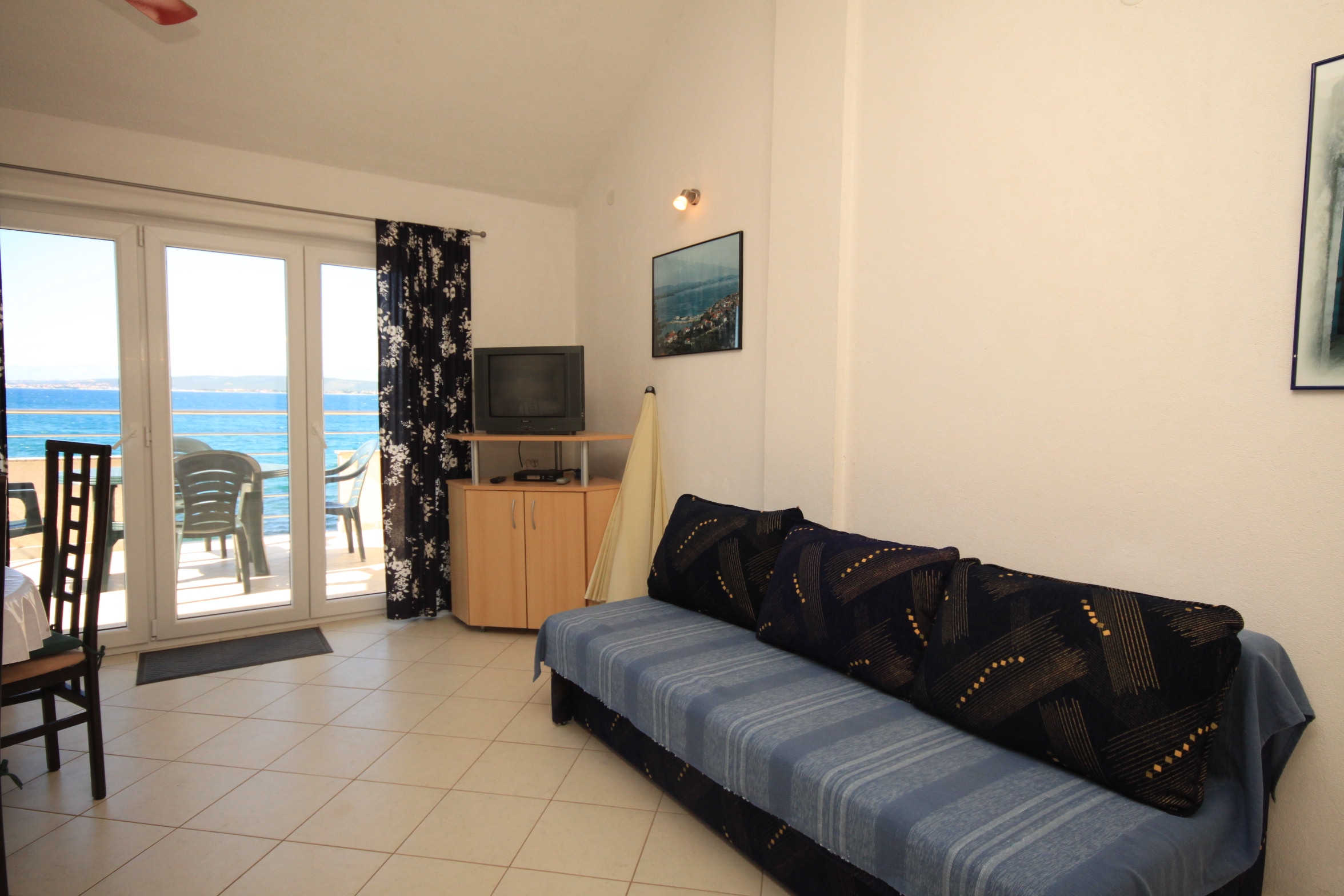 One bedroom apartment near beach Banj, Pašman (A-8206-b)