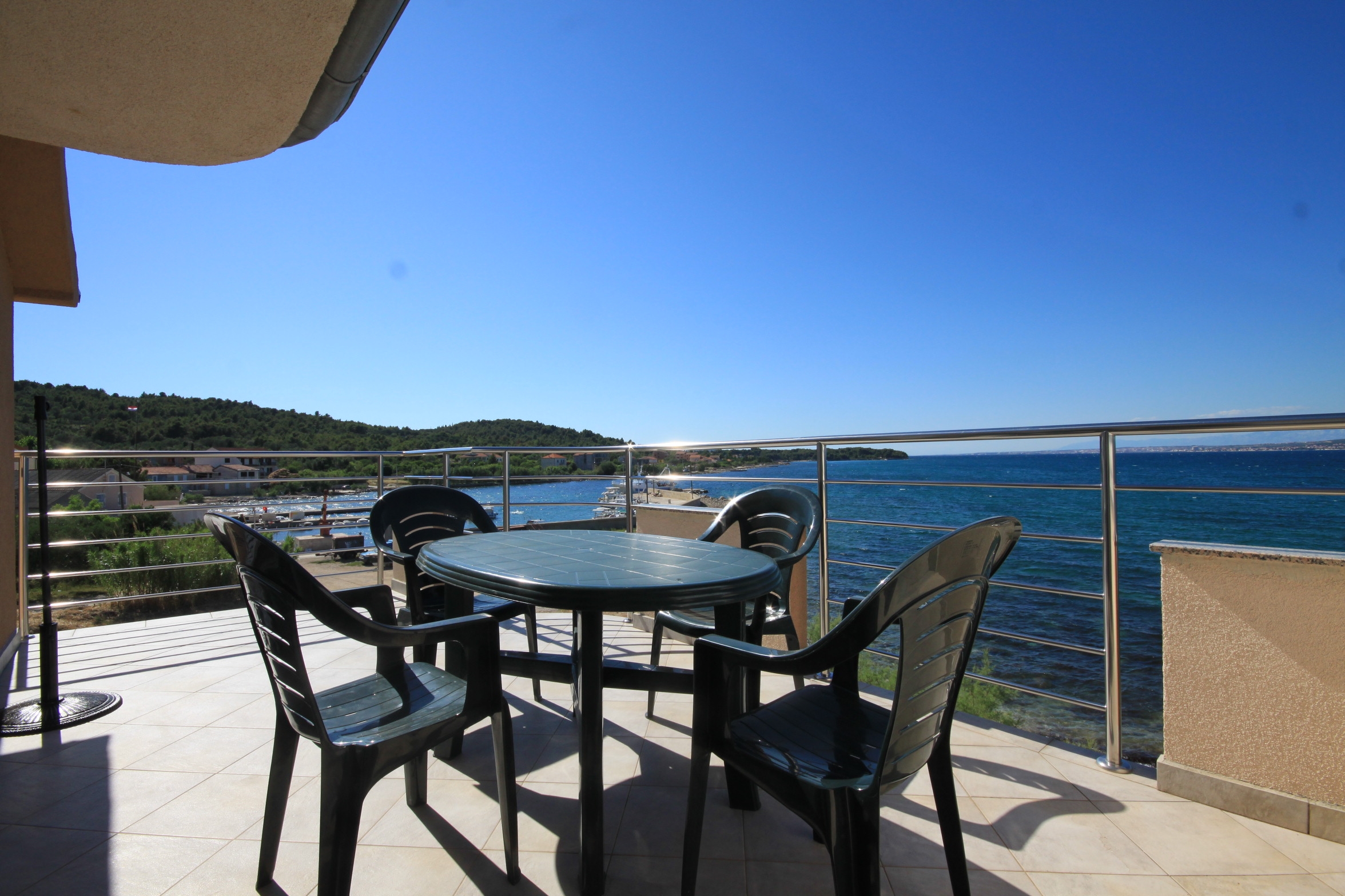 One bedroom apartment near beach Banj, Pašman (A-8206-b) One bedroom apartment near beach Banj, Pašman (A-8206-b)