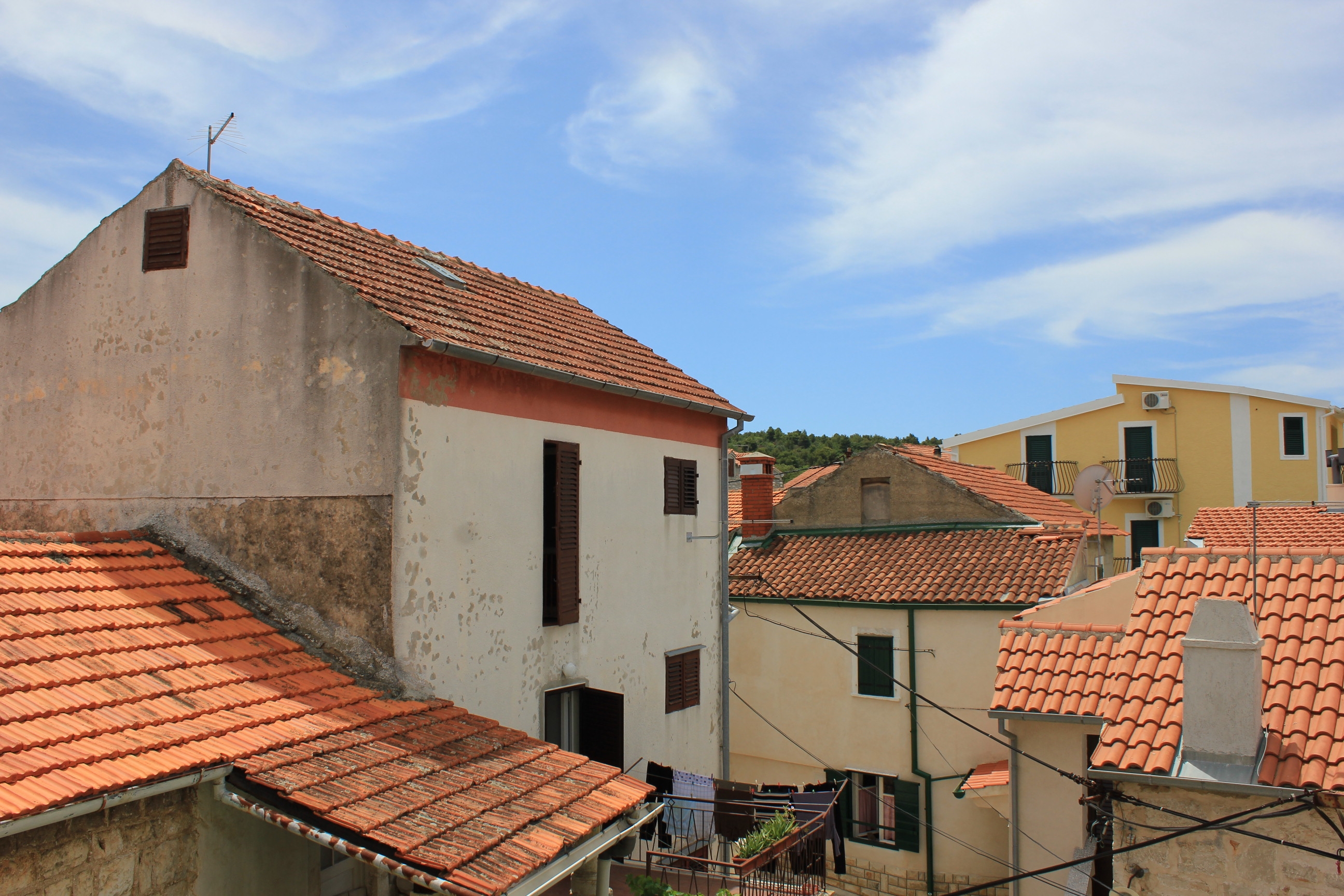 Dvosobni apartman s terasom i pogledom na more Kukljica, Ugljan  A-a