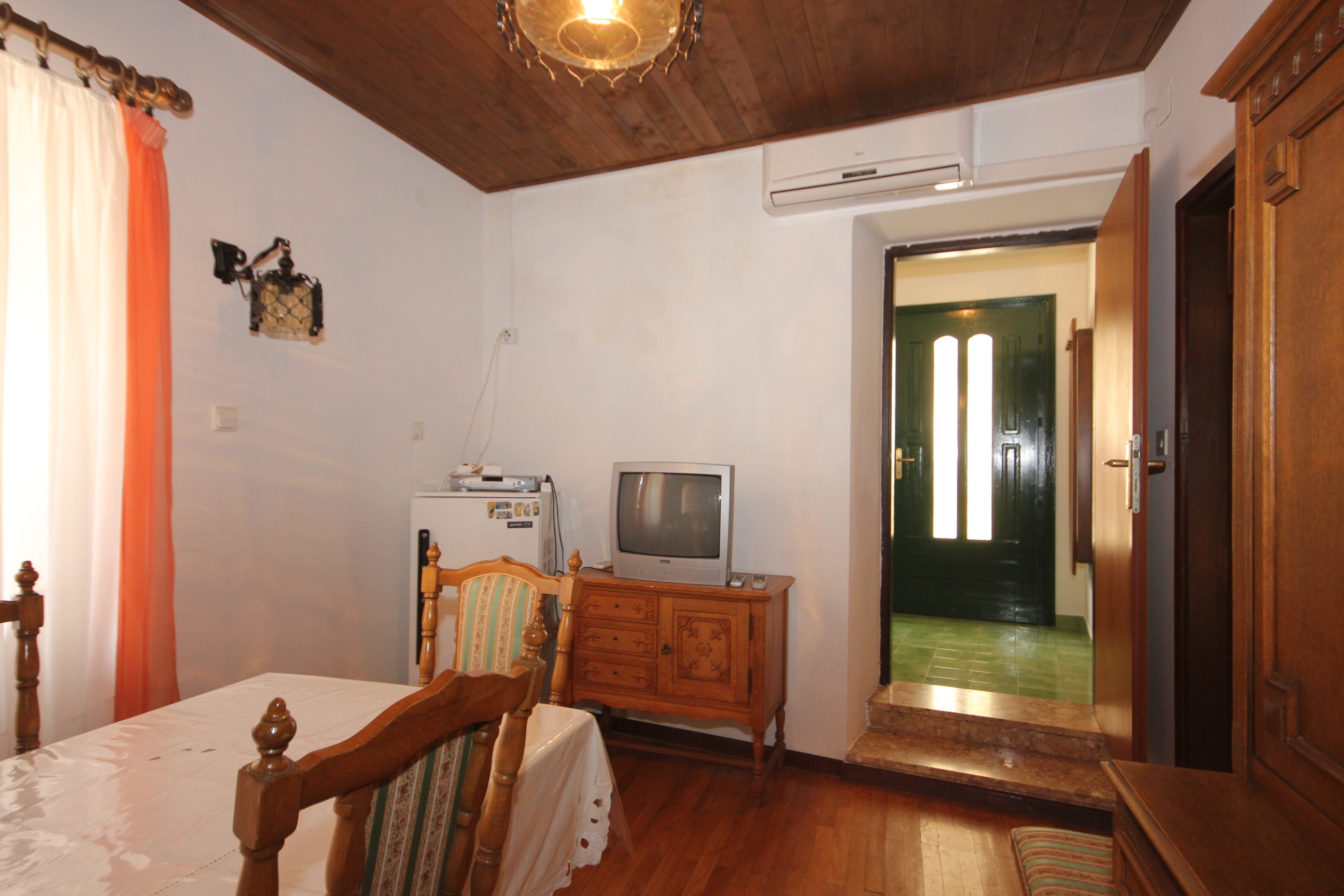 Trosobni apartman s klimom Kukljica, Ugljan  A-a