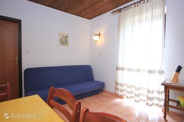 Kukljica, Sala de estar in the apartment, (pet friendly) y WiFi.