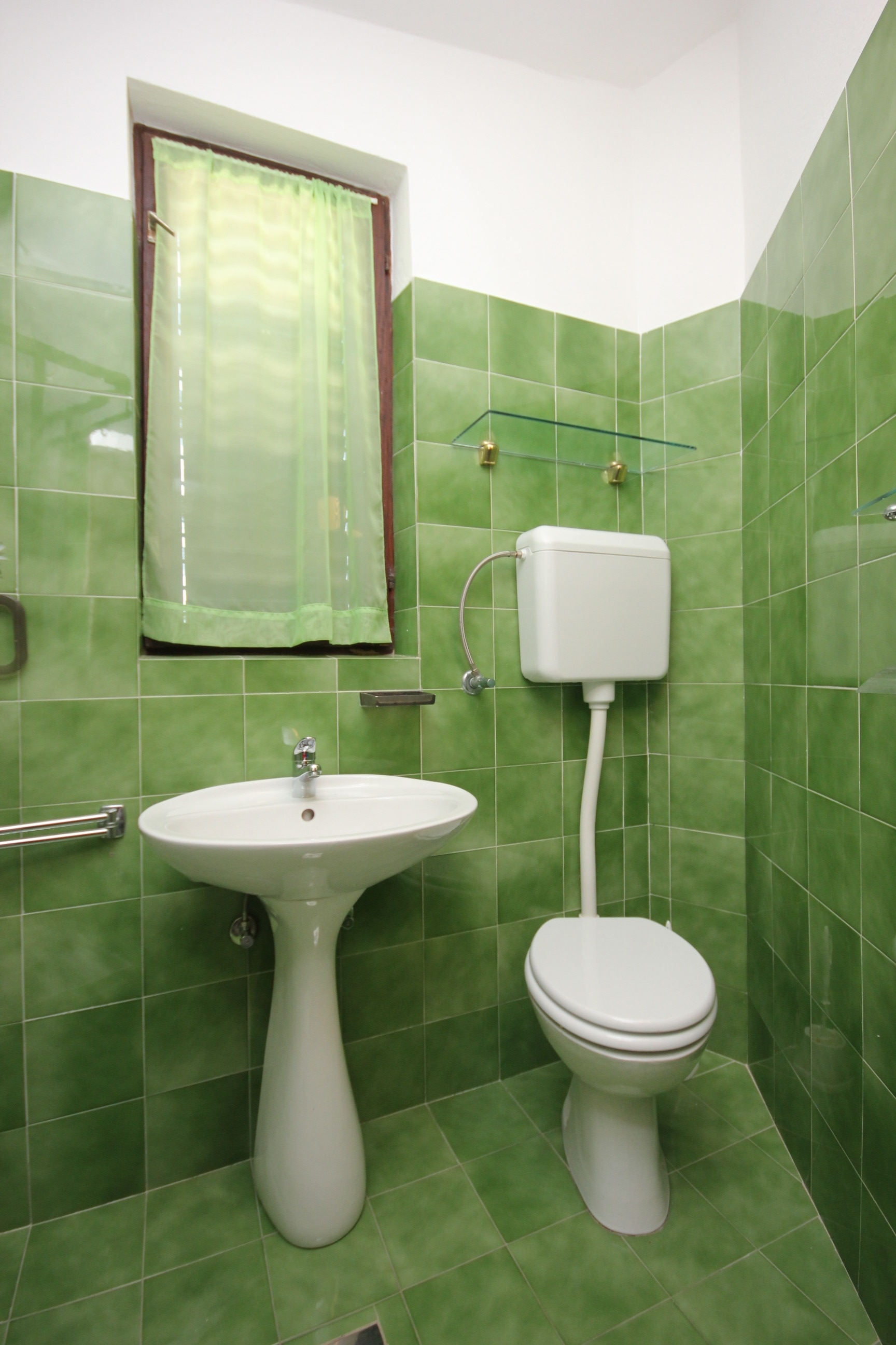 Jednosobni apartman s balkonom i pogledom na more Kukljica, Ugljan  A-e