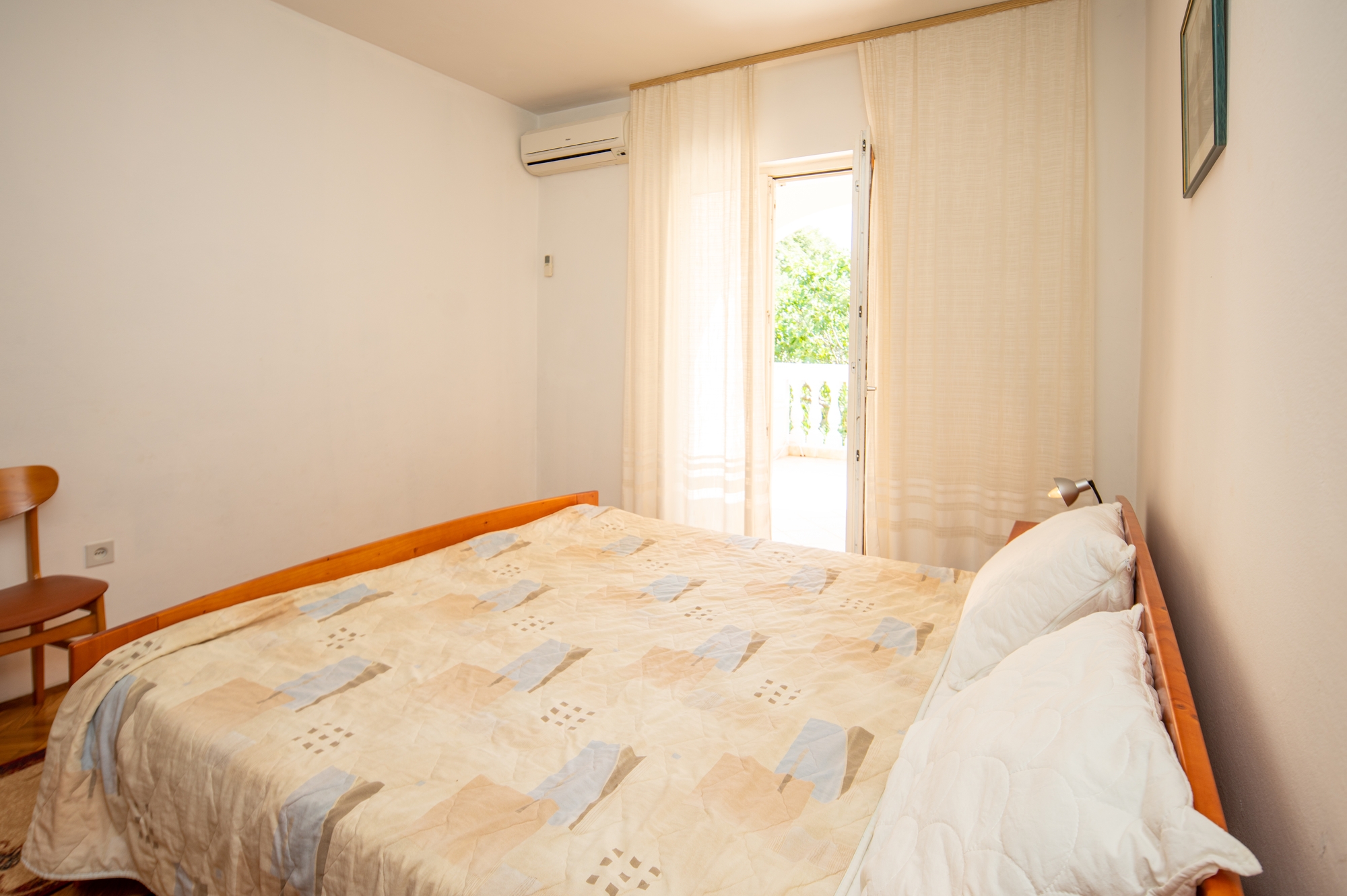 Dvosobni apartman s terasom Pašman  A-a